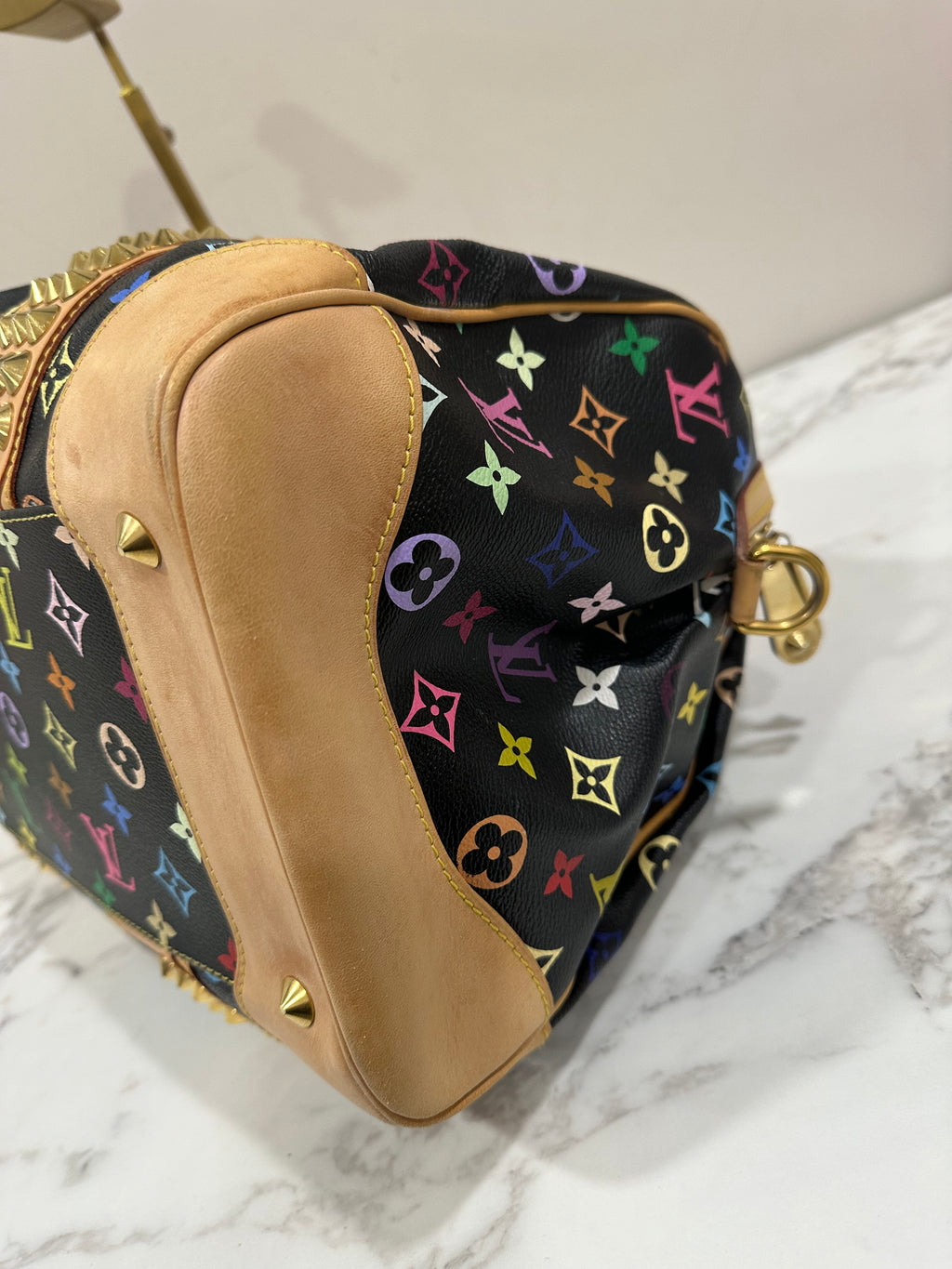 Louis Vuitton Courtney