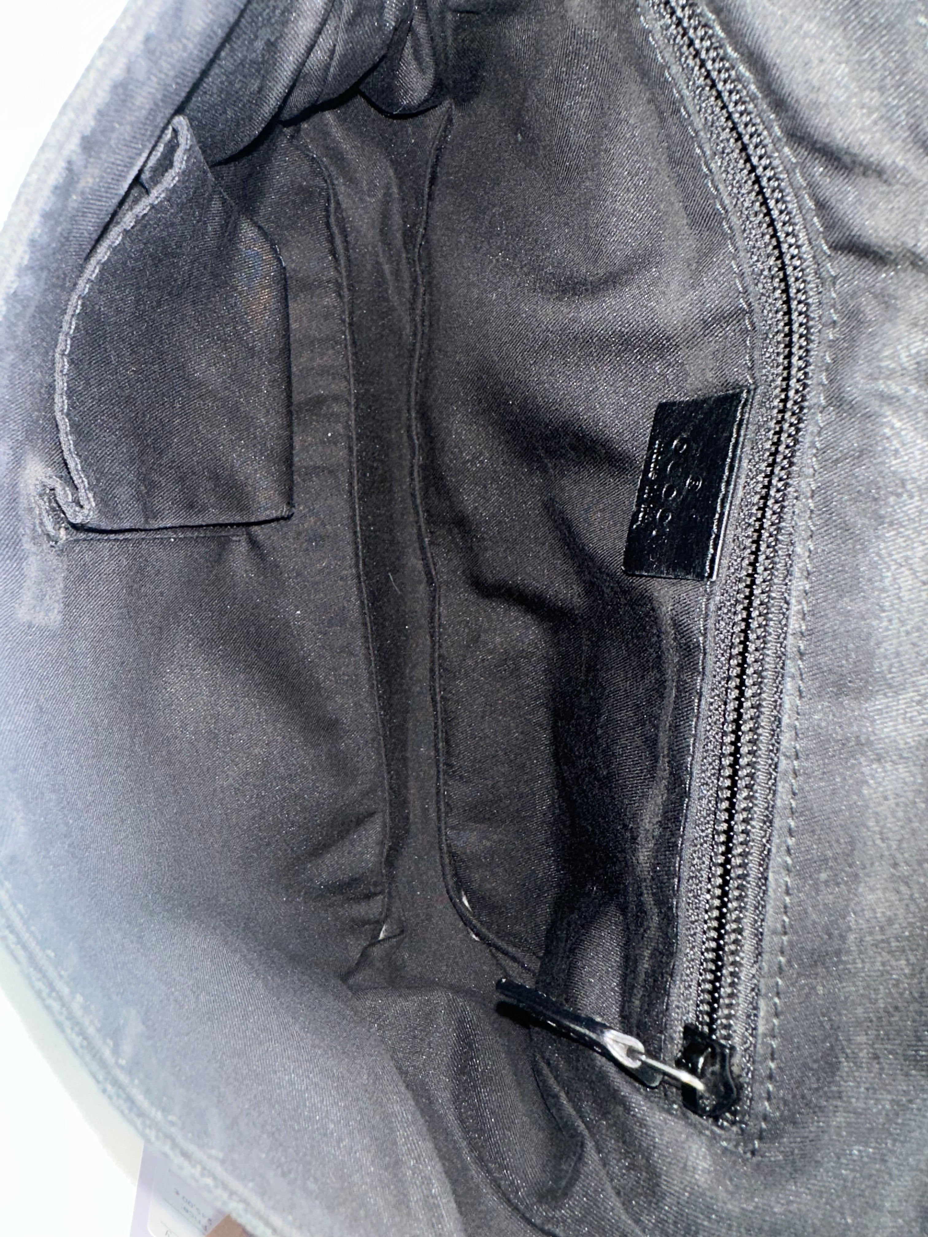 Gucci Messenger Black