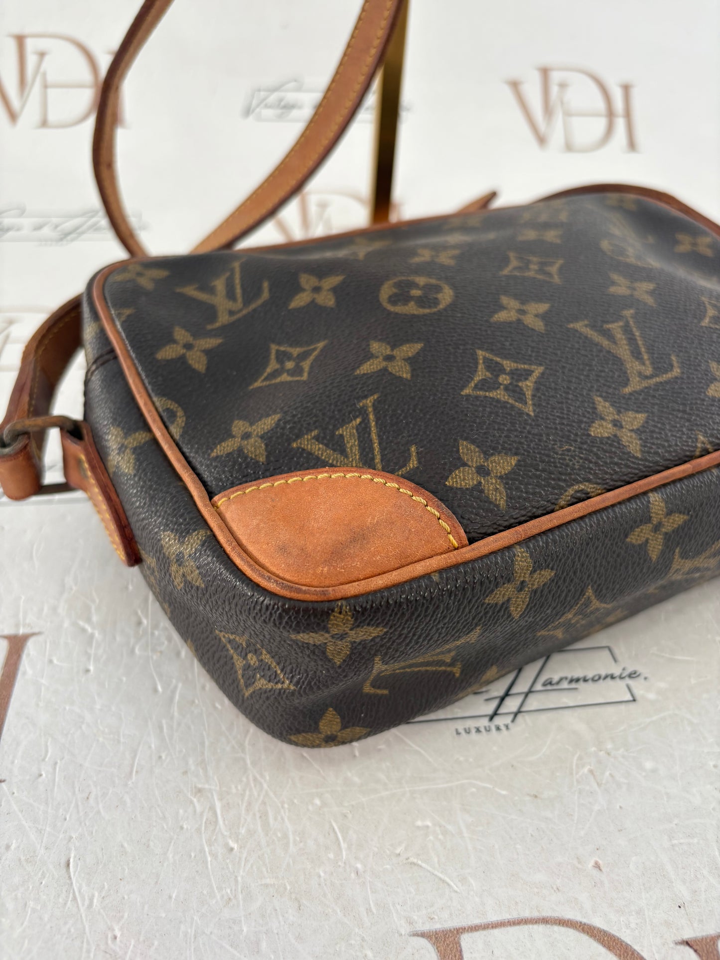 018203 - Louis Vuitton Trocadero 24