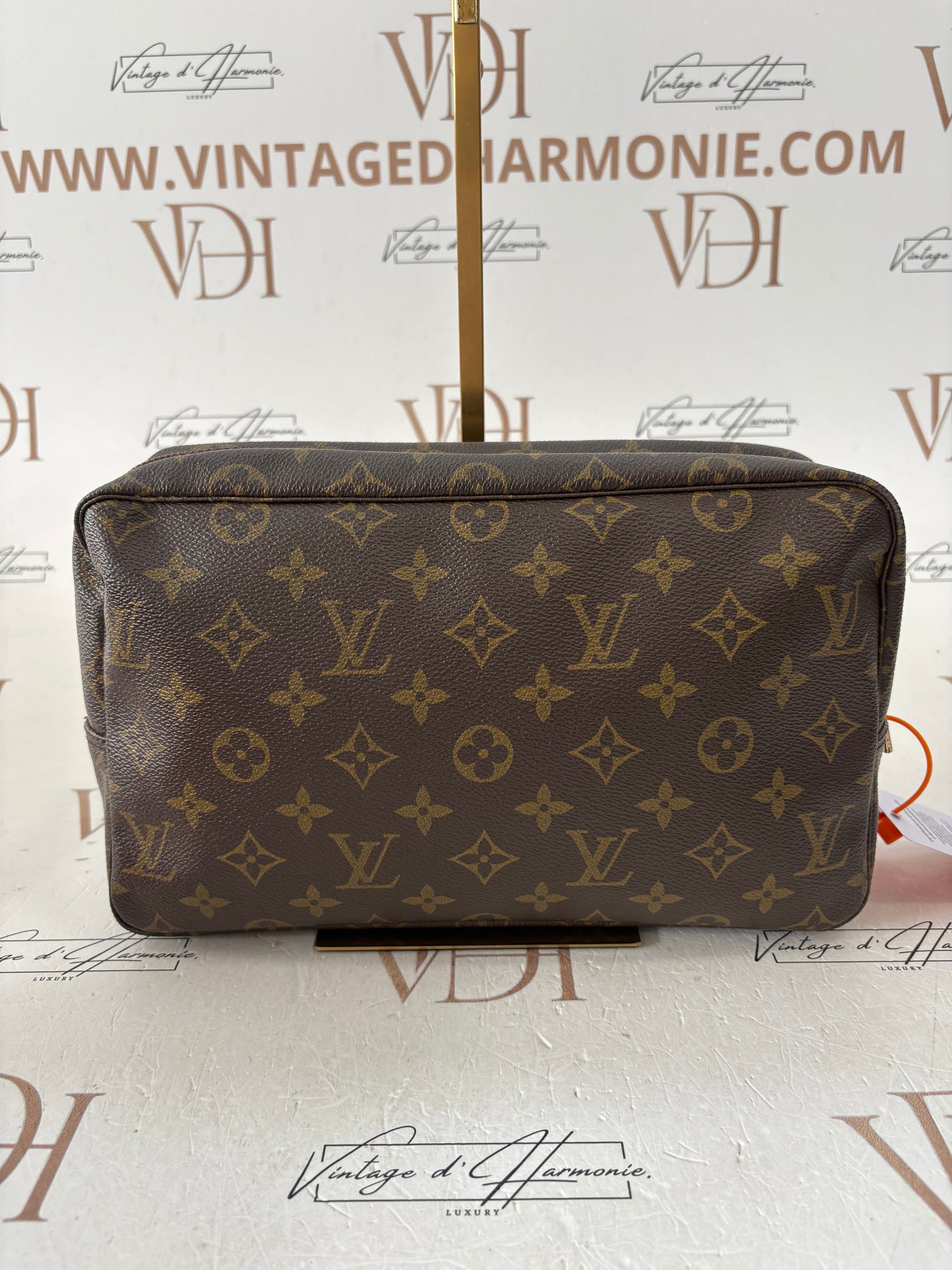 018532 - Louis Vuitton Trousse Toilette 28