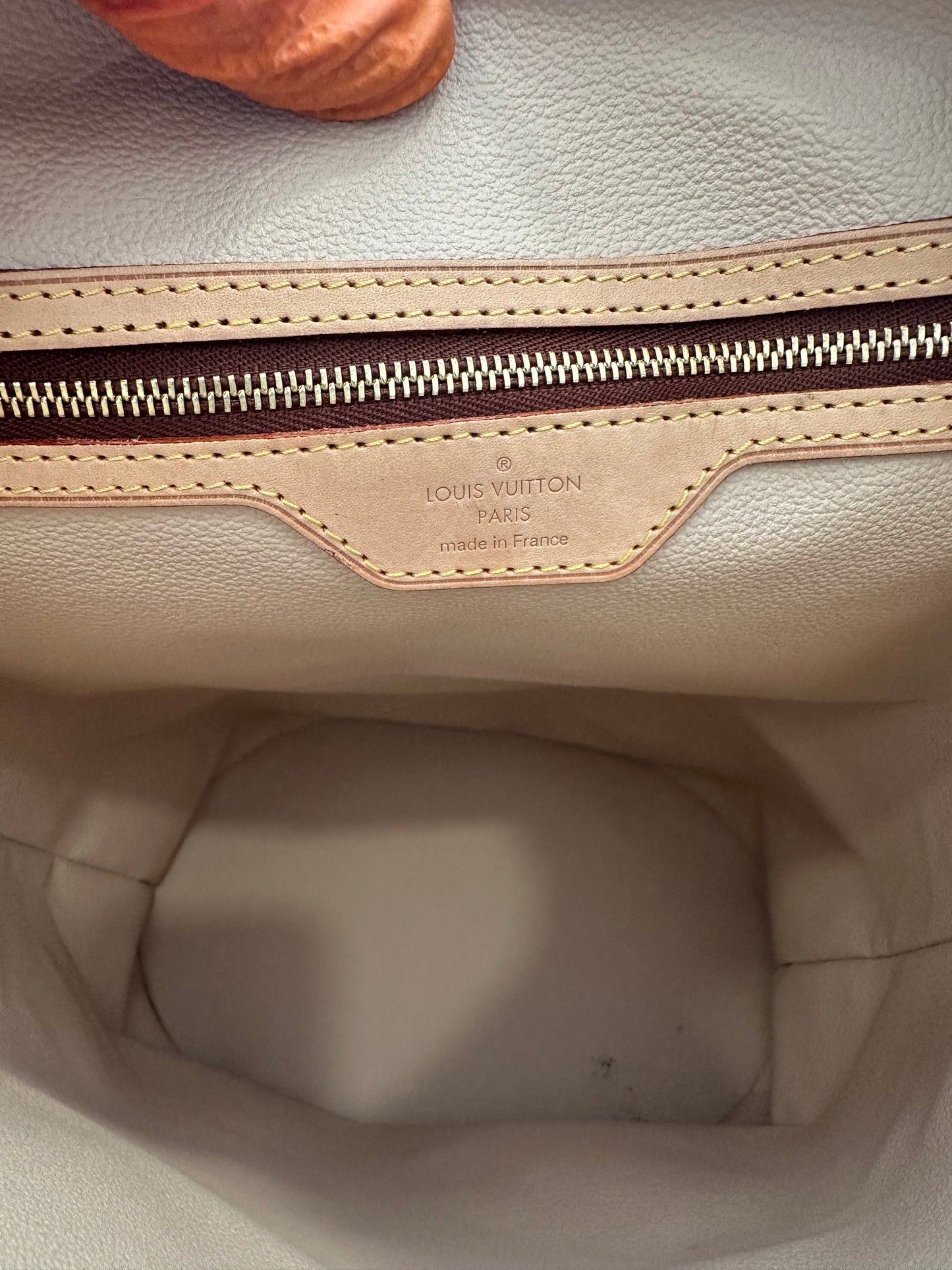 017785 - Louis Vuitton Bucket GM