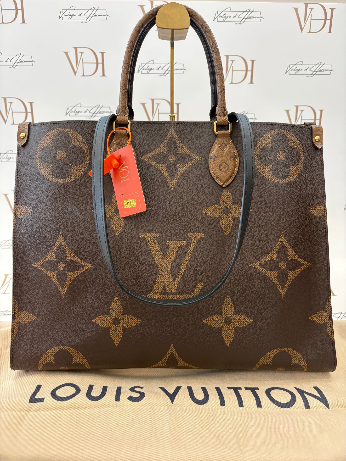 383351 - Louis Vuitton Onthego