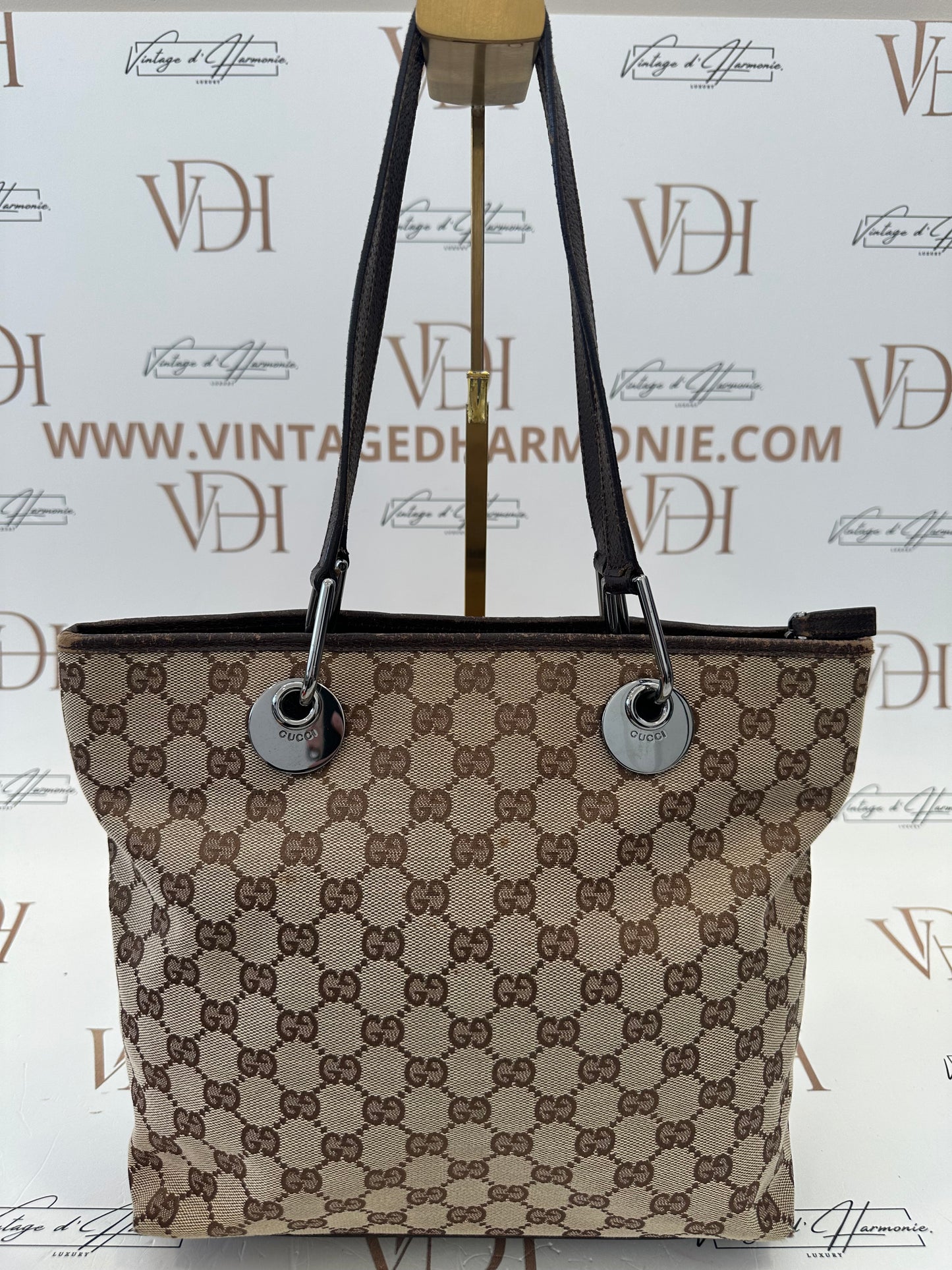 017740 - Gucci Beige Canvas