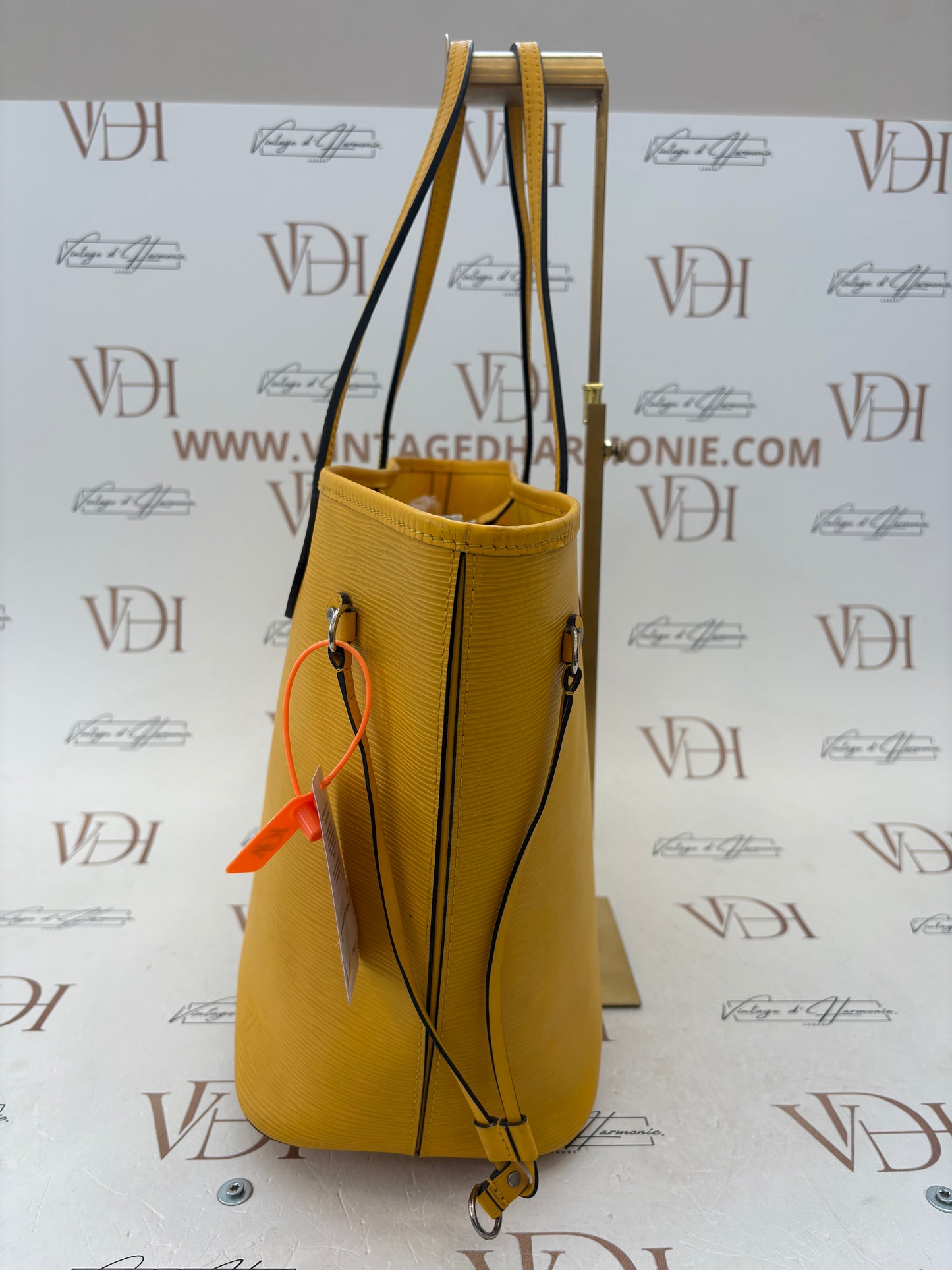 383308 - Louis Vuitton Neverfull