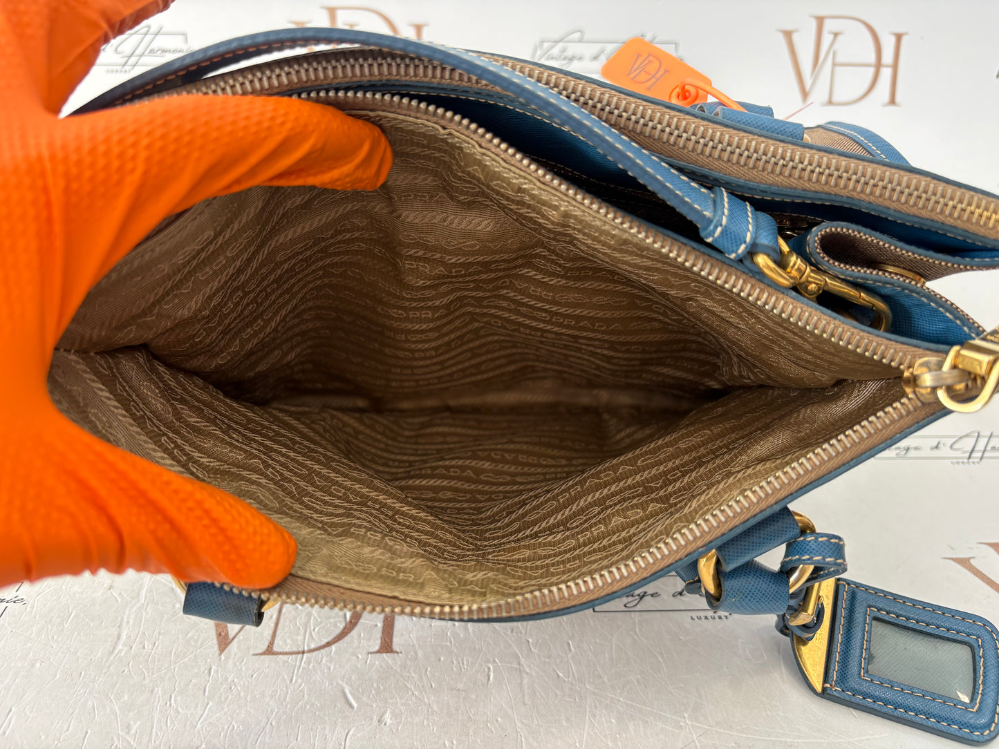 383517 - Prada Bag