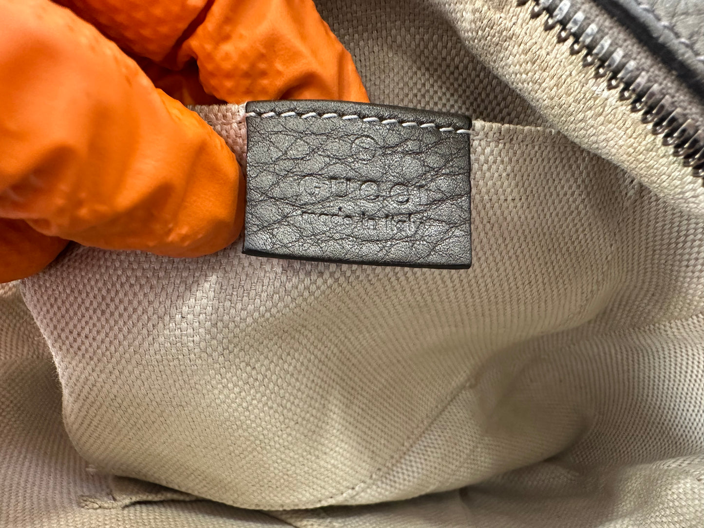 382466 - Gucci Soho