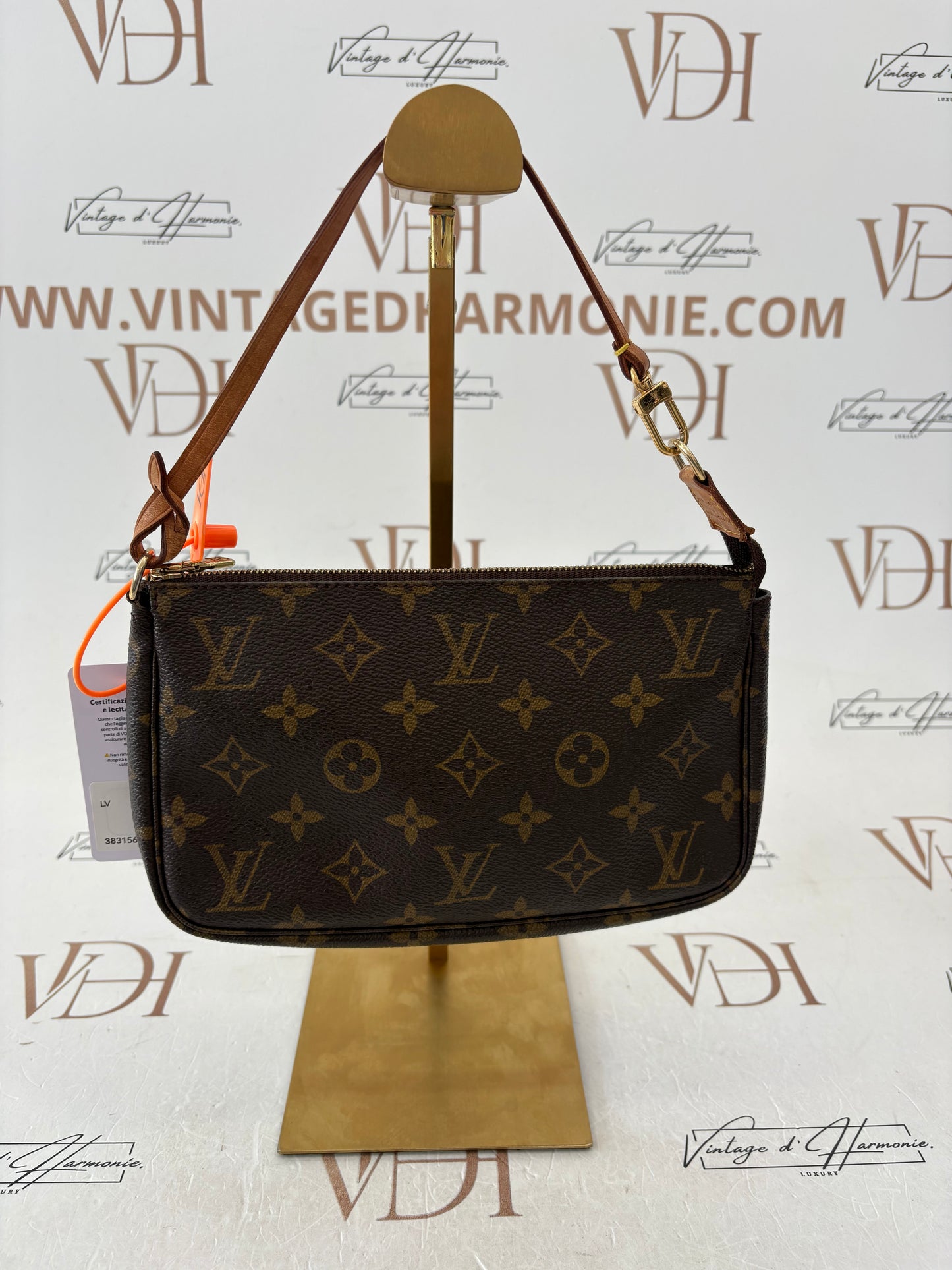 383156 - Louis Vuitton Pochette Accessoires