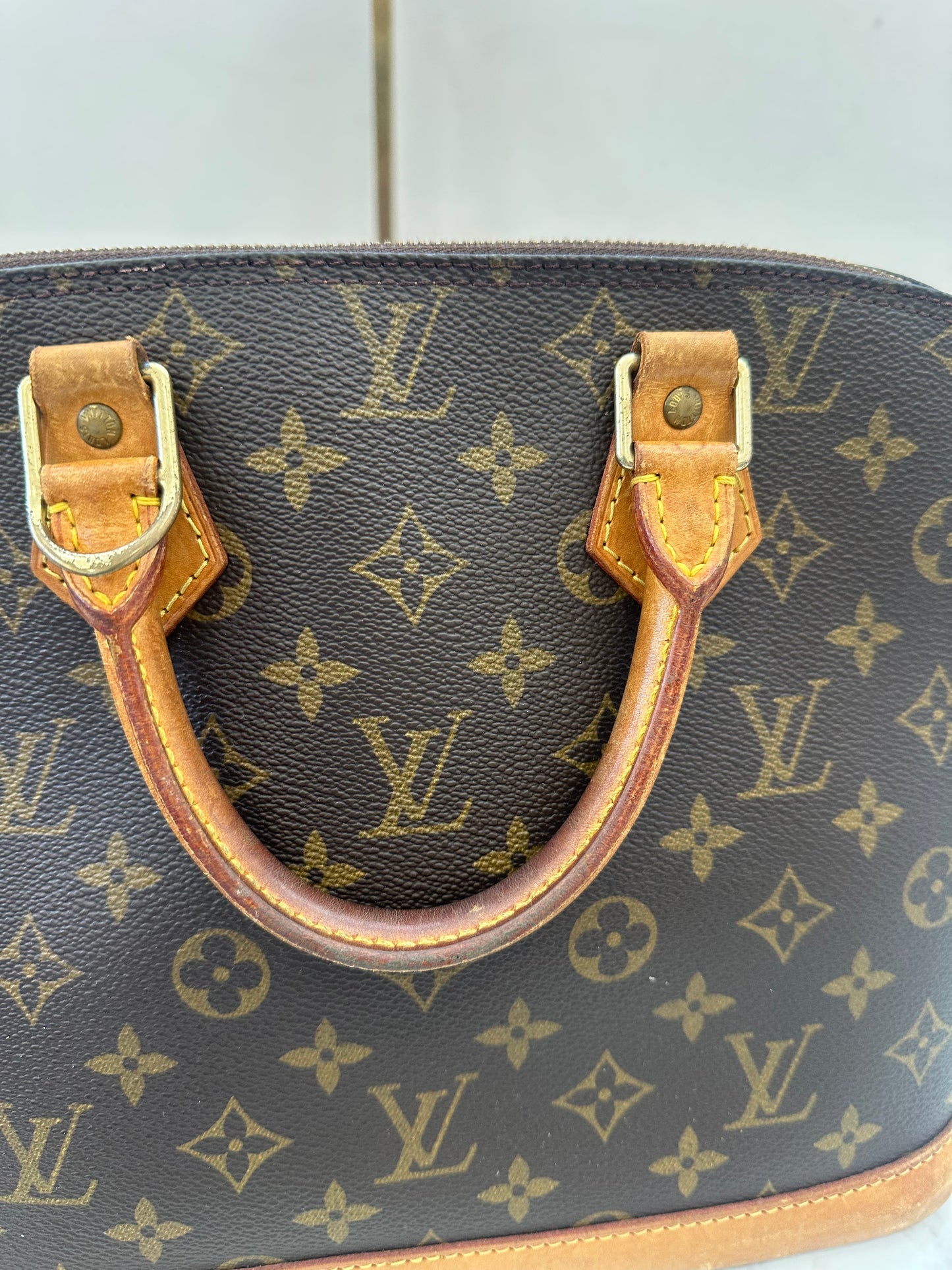 Louis Vuitton Alma