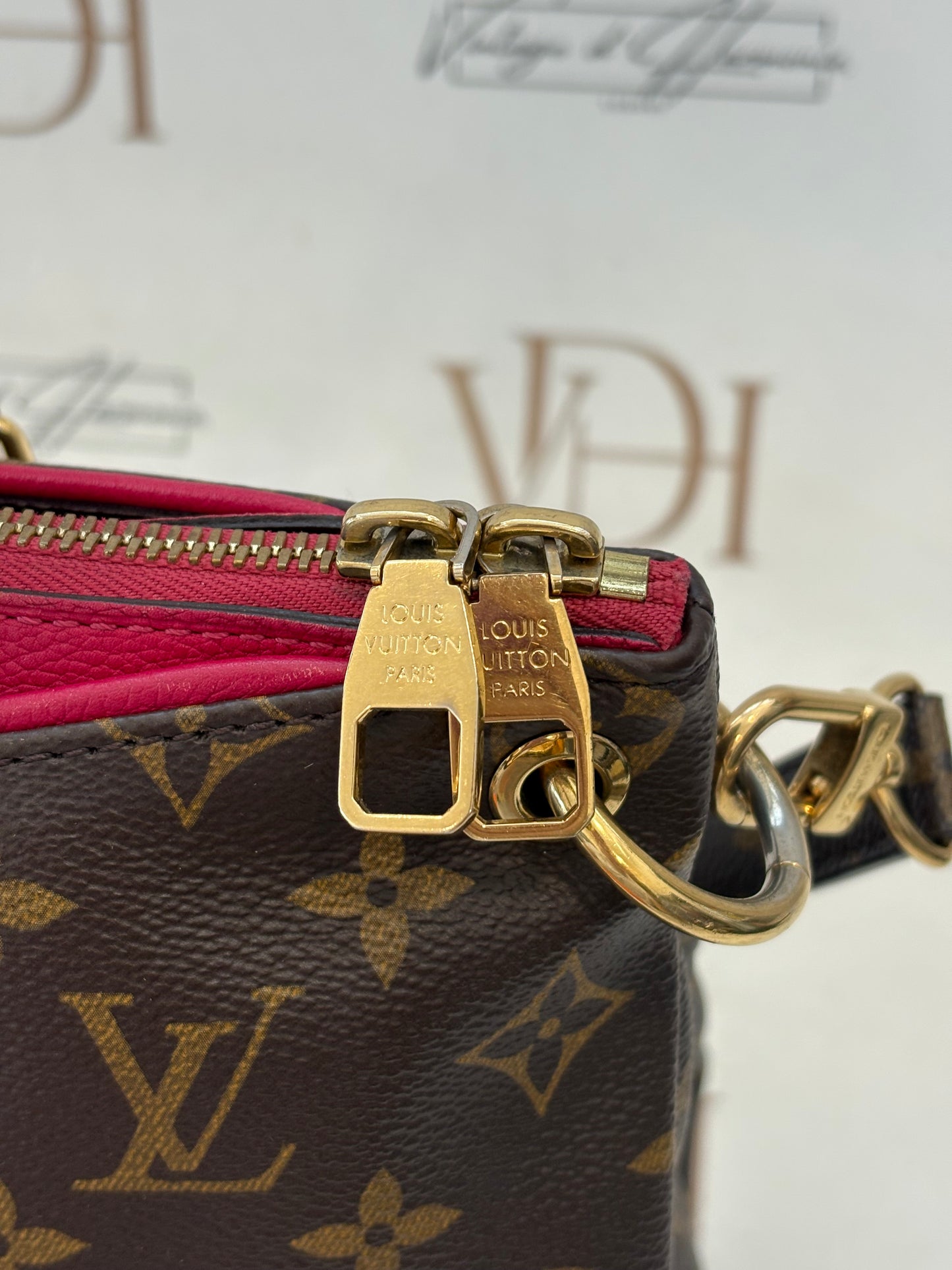 201673 - Louis Vuitton Pallas
