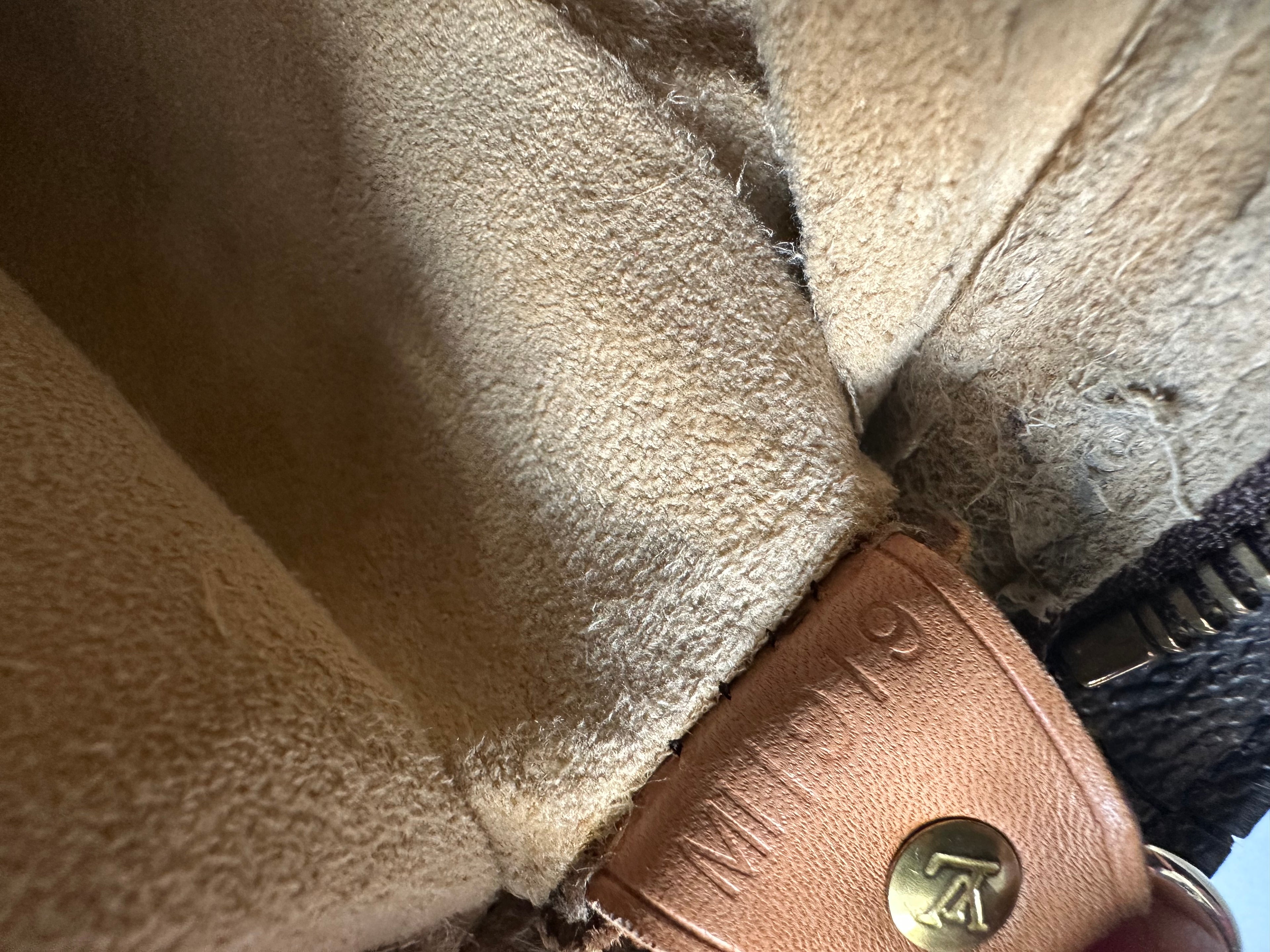 Louis Vuitton Looping GM