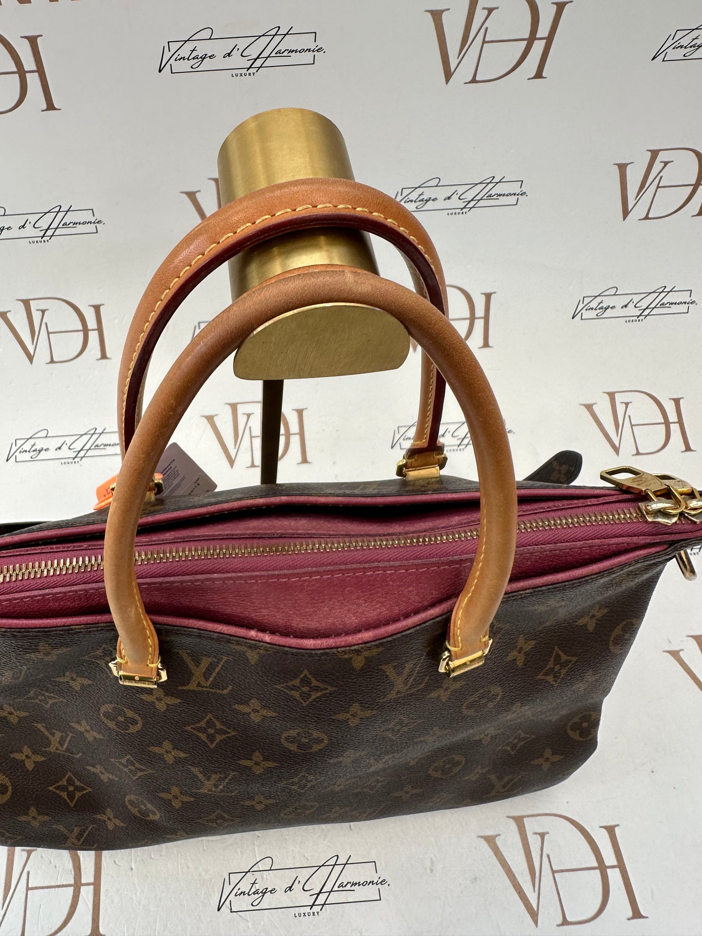 382943 - Louis Vuitton Pallas