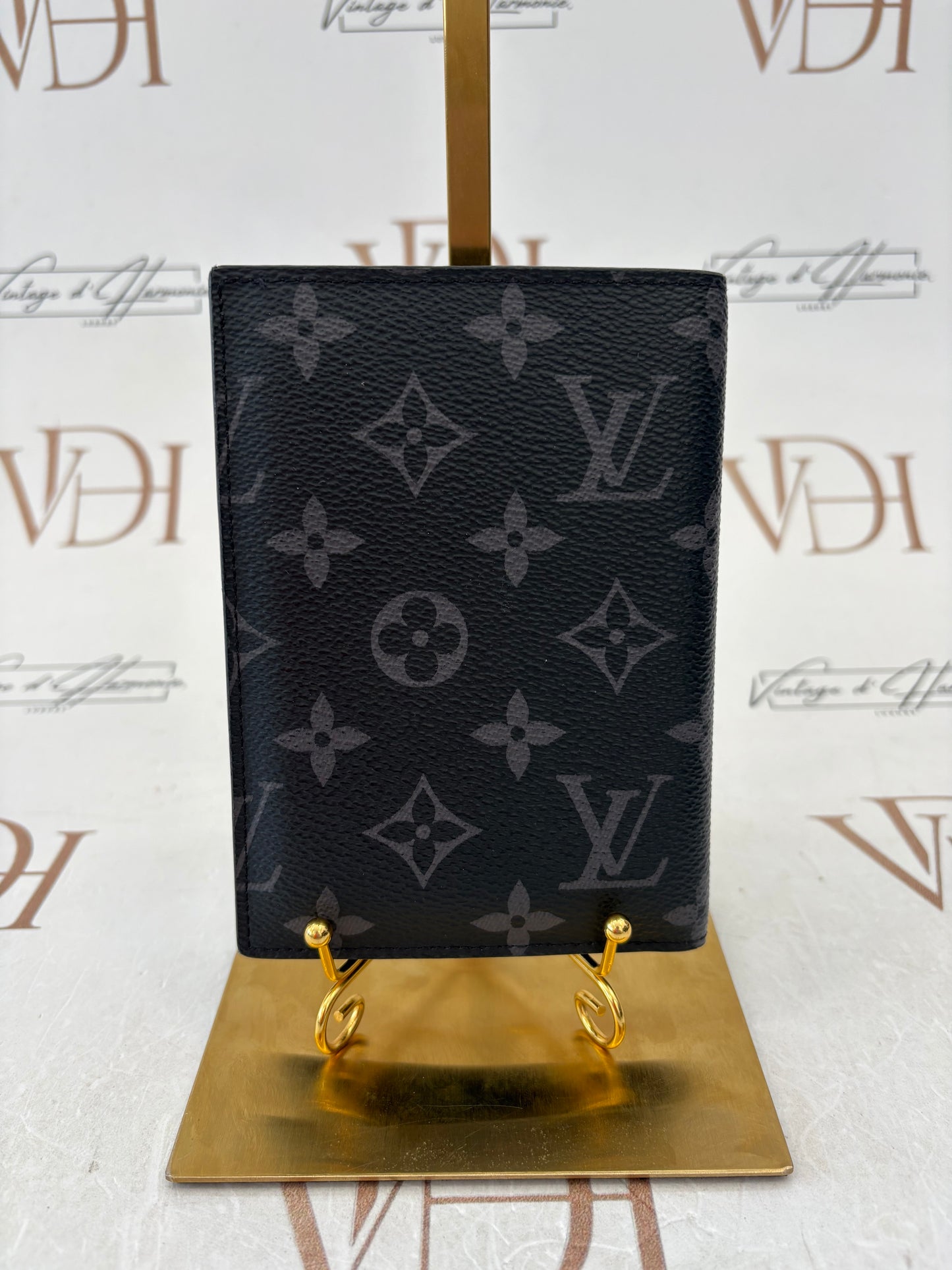 382536 - Louis Vuitton Monogram Wallet