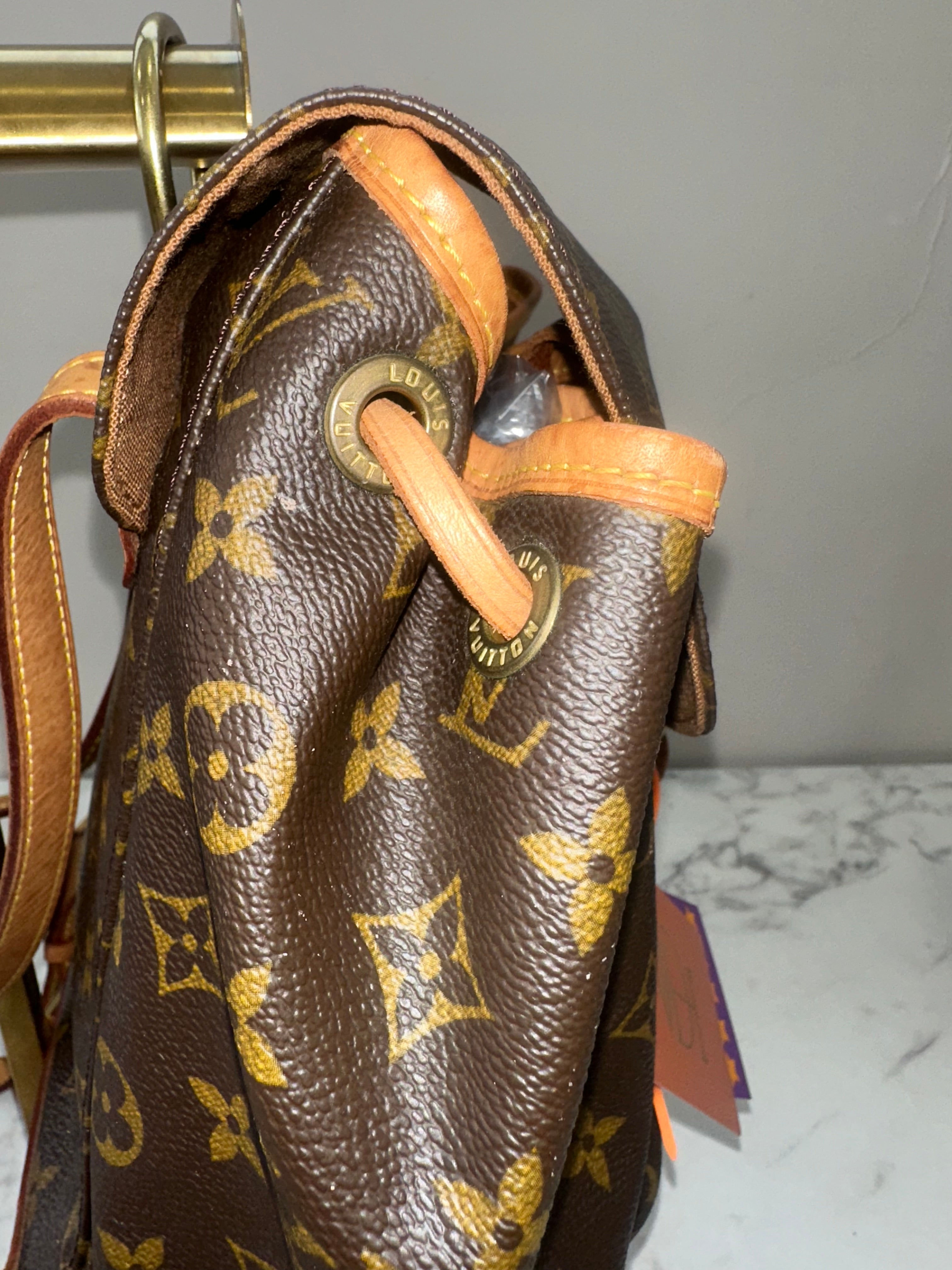 Louis Vuitton Montsouris mm