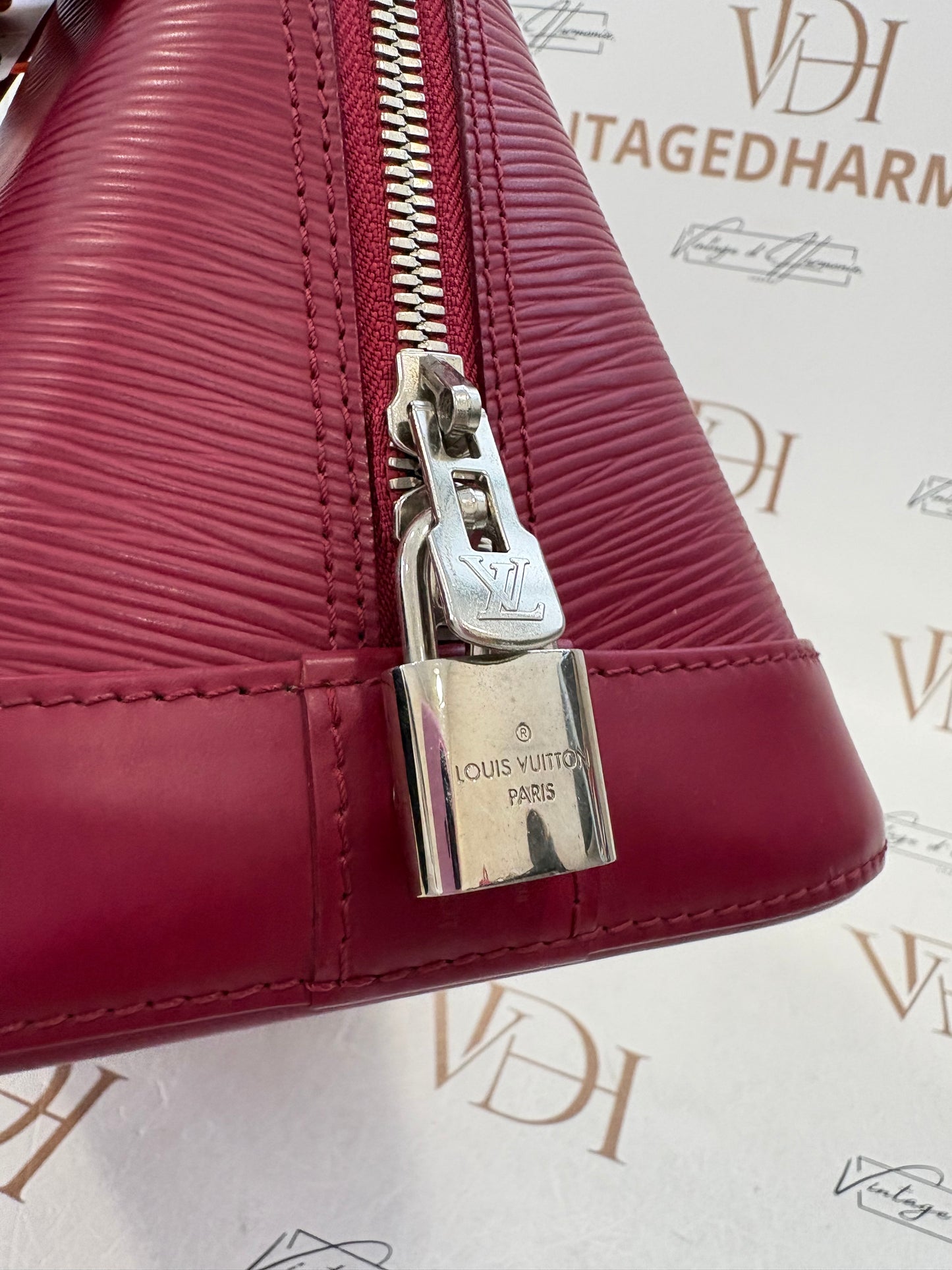 383122 - Louis Vuitton Alma