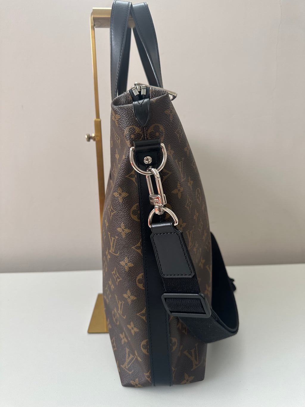 Louis Vuitton Macassar Kitan