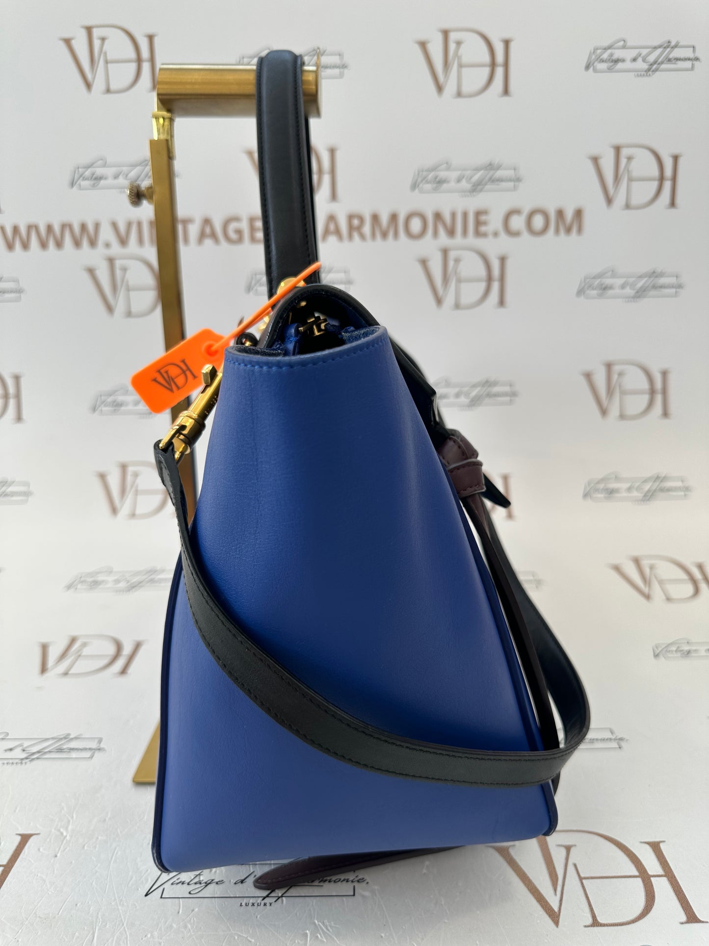 382623 - Celine Belt