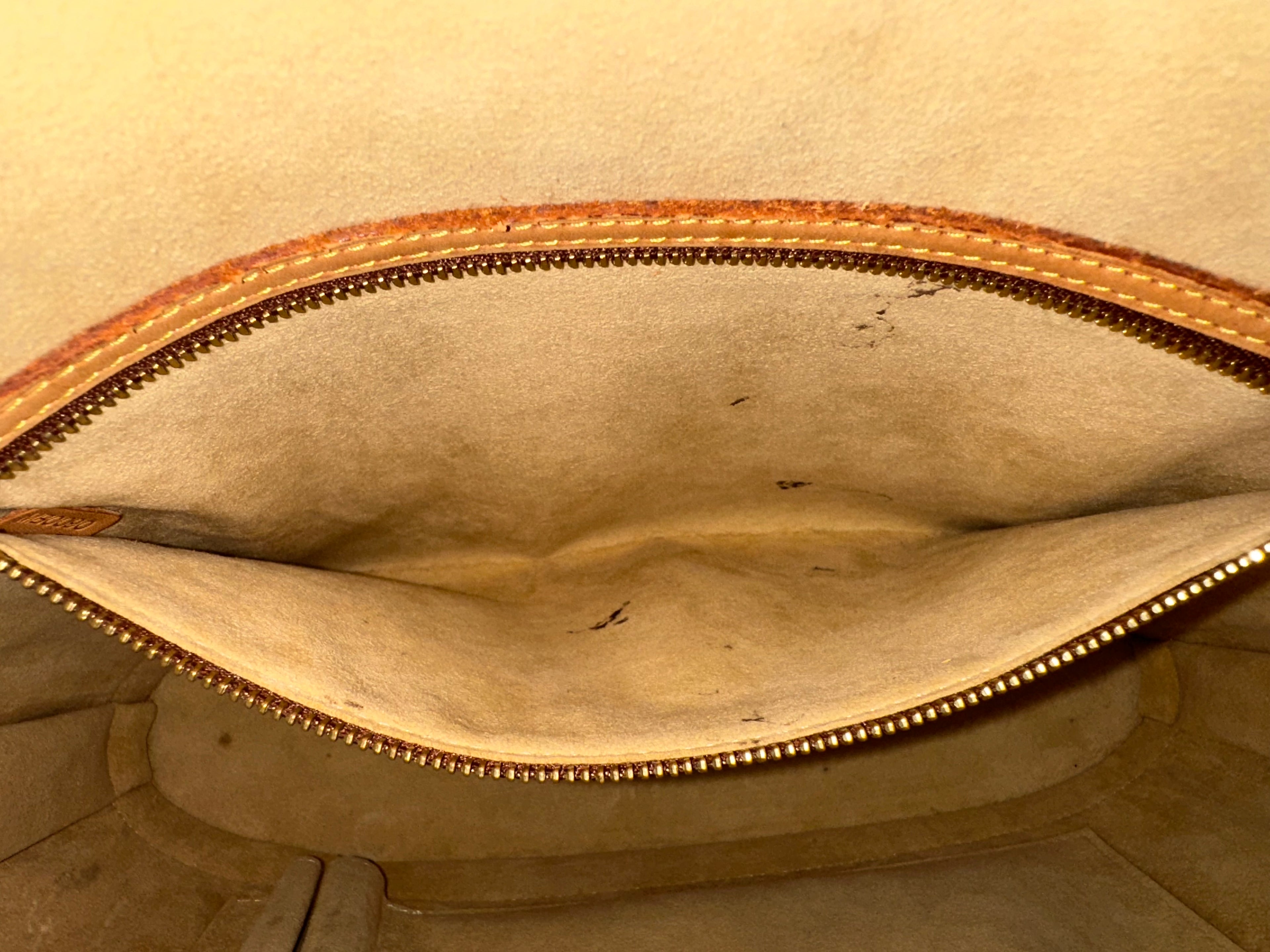 Louis Vuitton Babylone