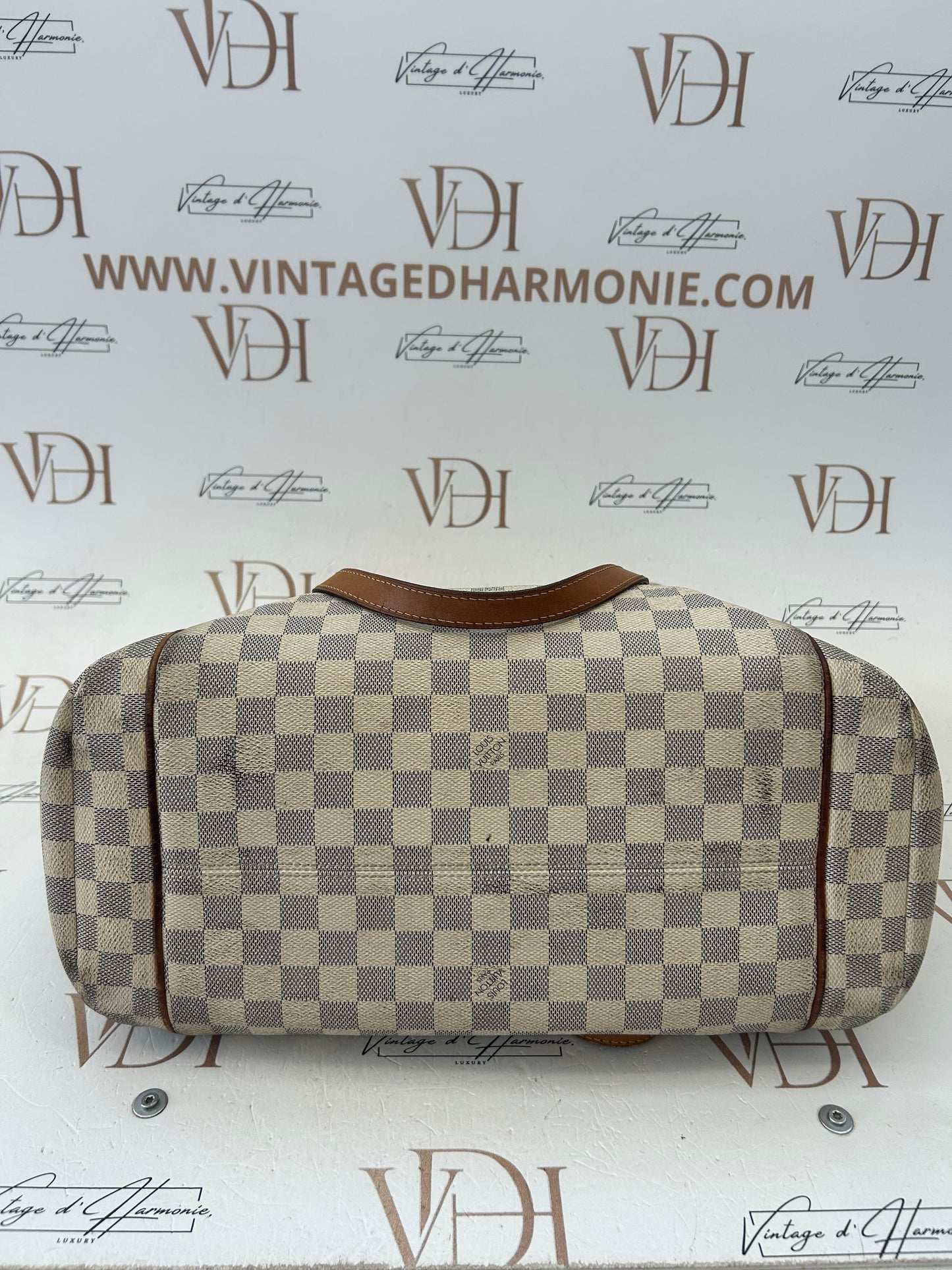 201520 - Louis Vuitton