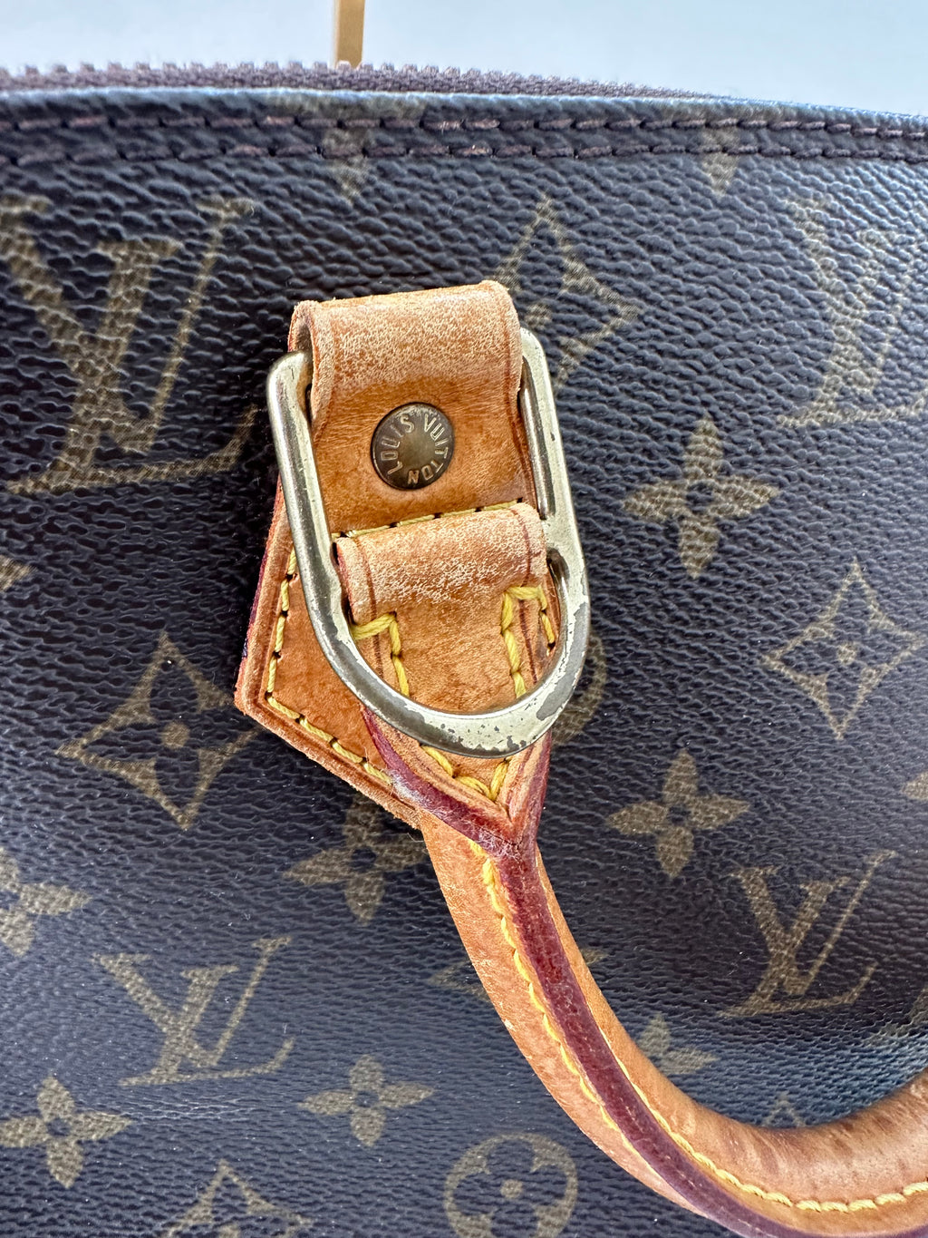Louis Vuitton Alma