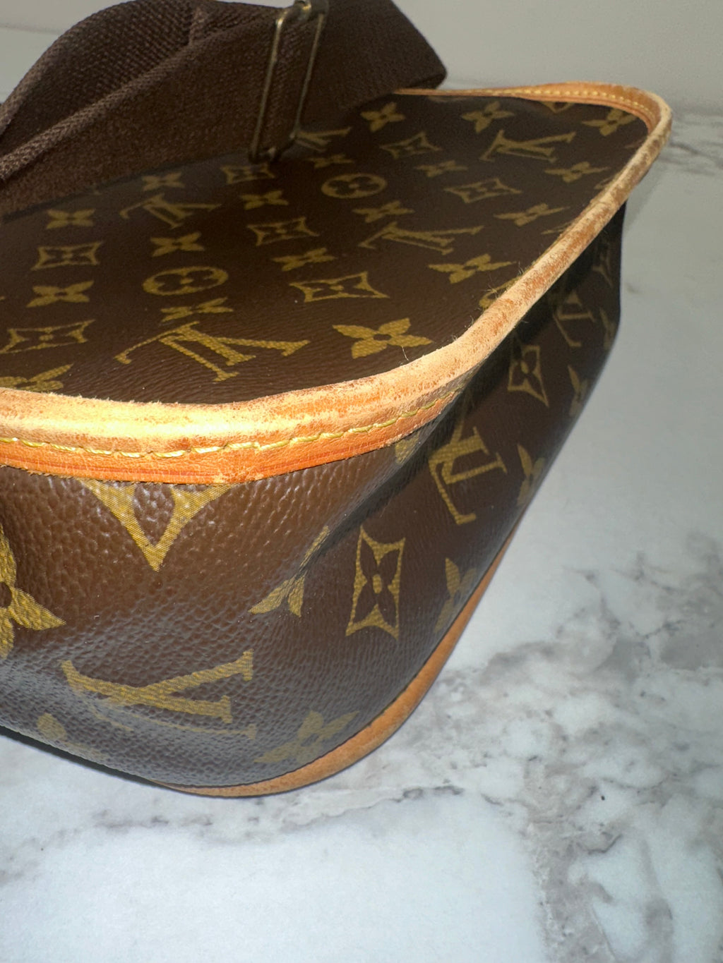 Louis Vuitton Messenger Bosphore