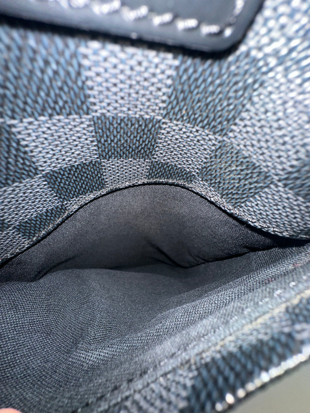 Louis Vuitton Damier Grafhite