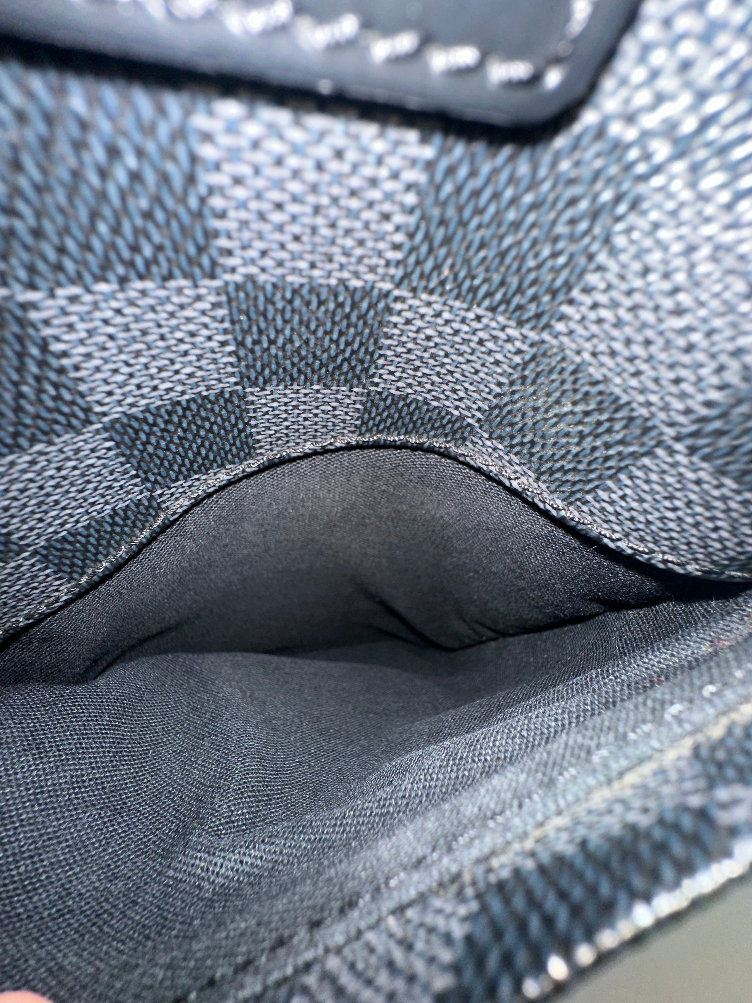 Louis Vuitton Damier Grafhite