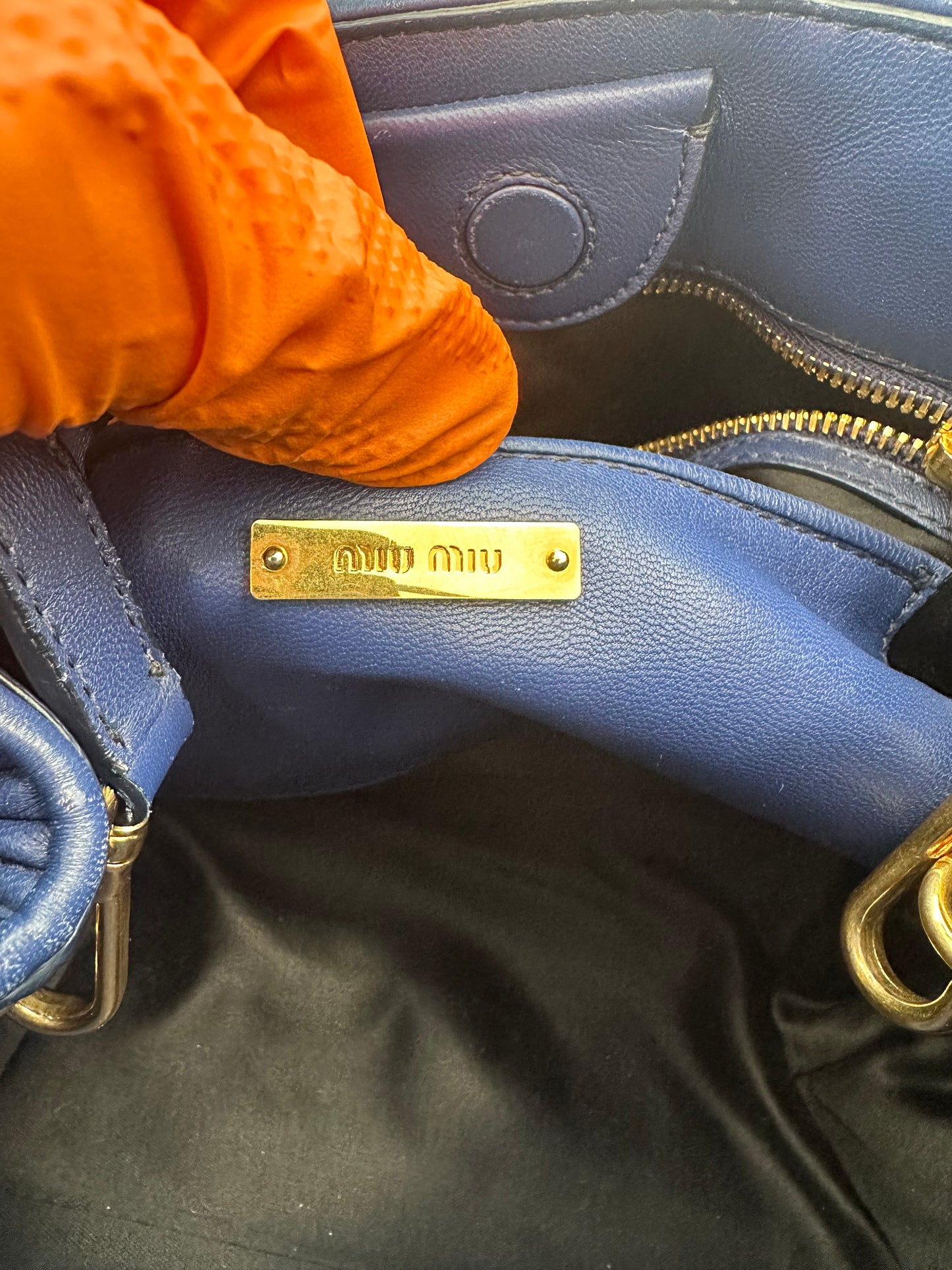 382661 -  Miu Miu Avenue