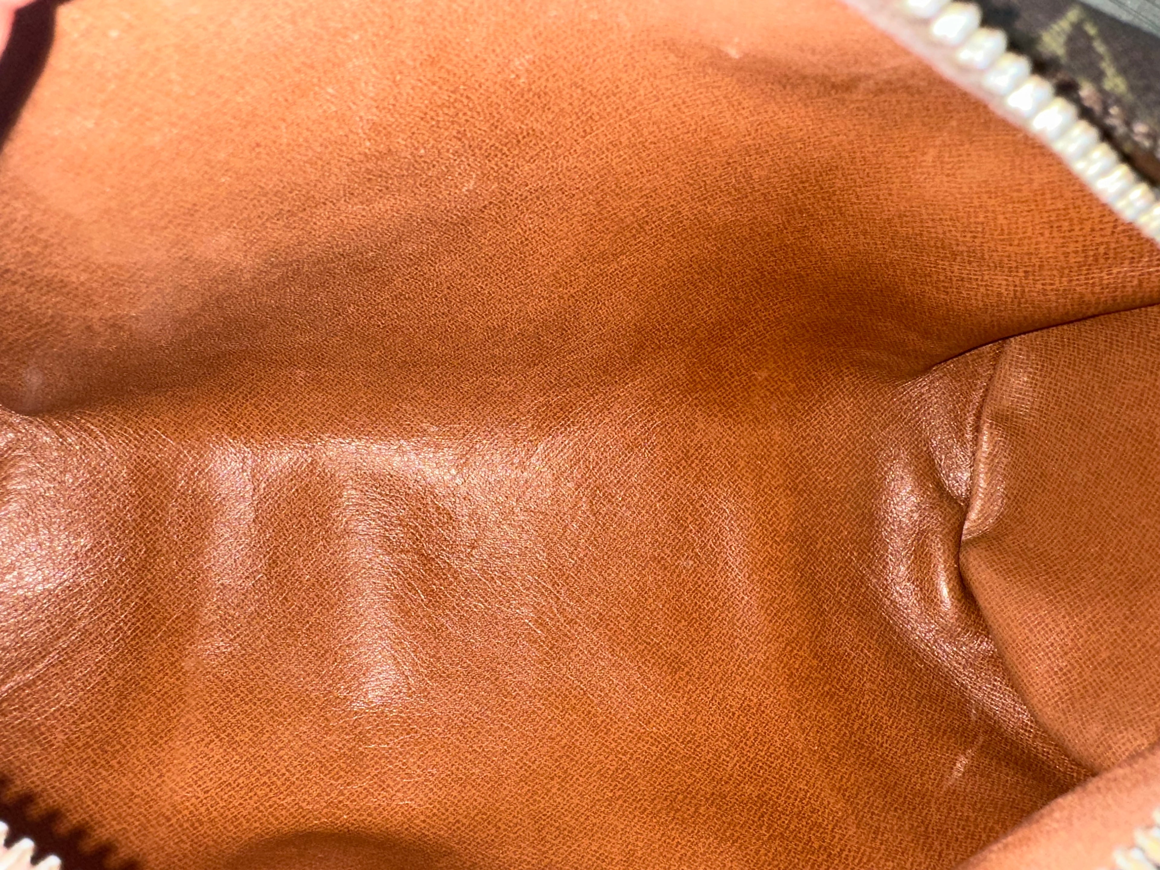 Louis Vuitton Papillon 26