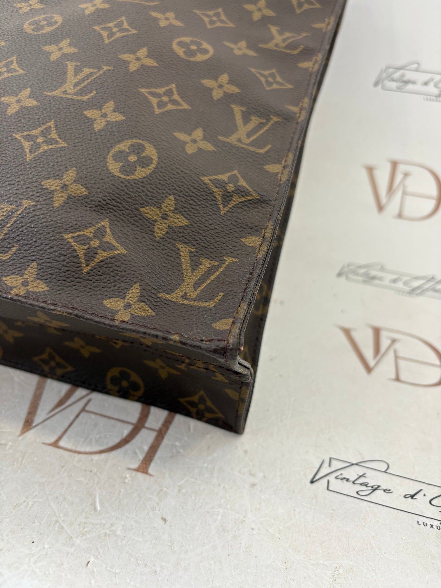 018277 - Louis Vuitton Sac Plat