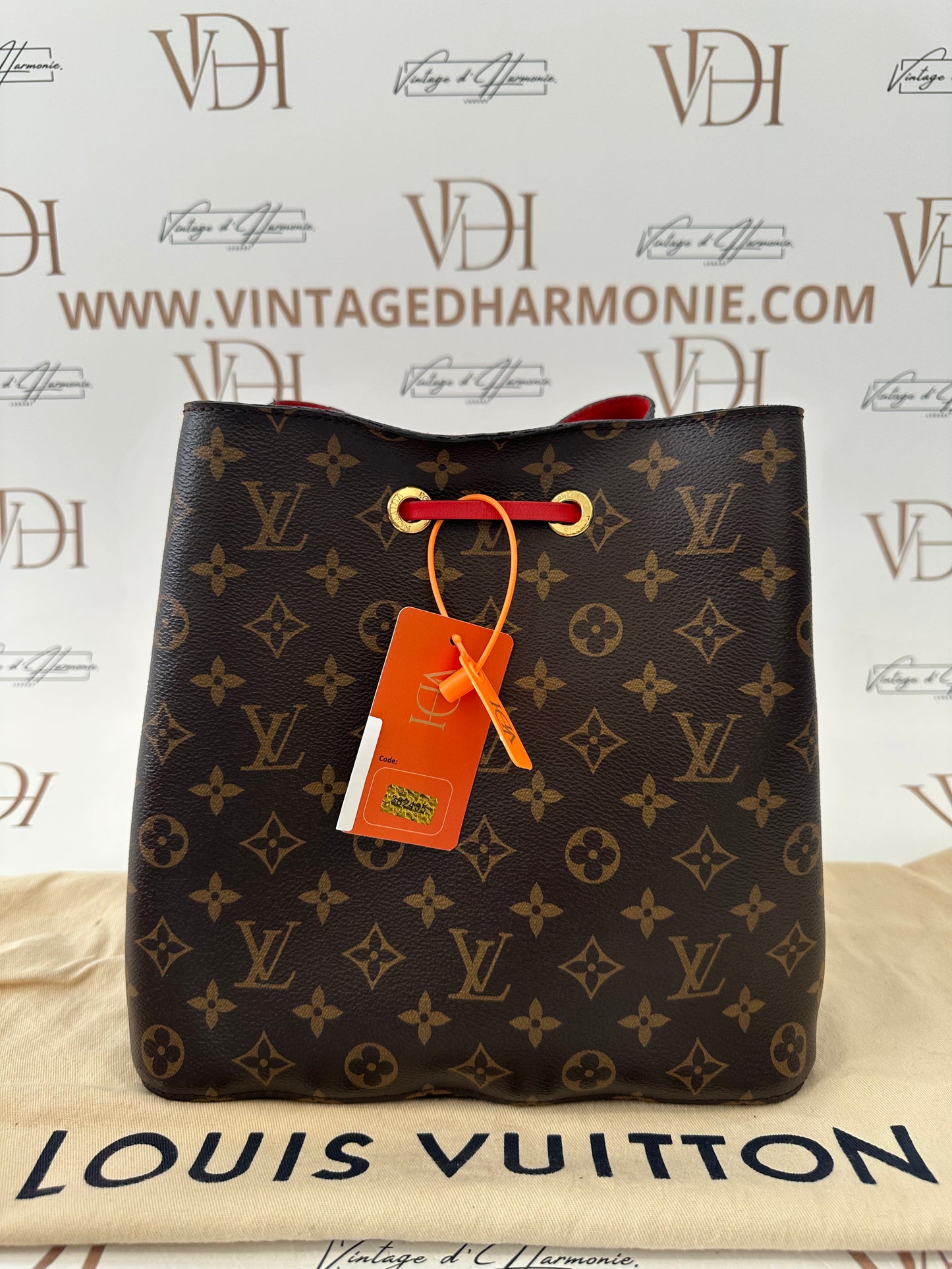 382435 - Louis Vuitton Neo Noé