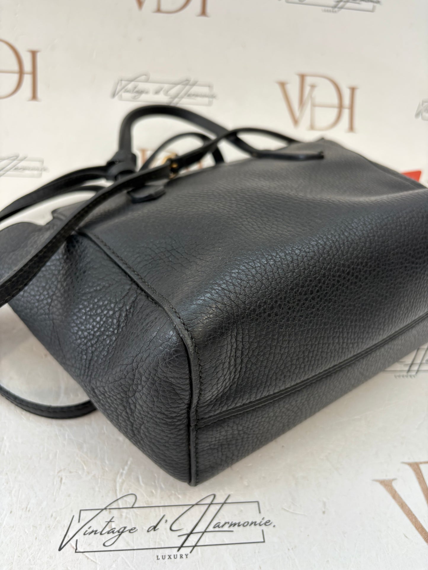 201588 - Gucci Black