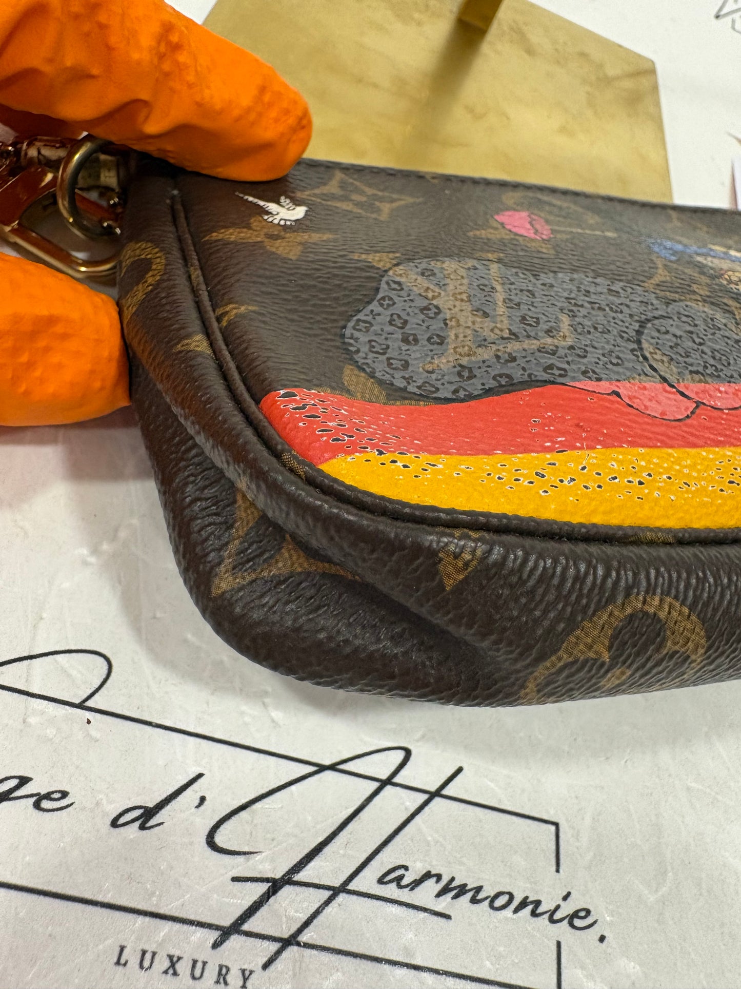 383268 - Louis Vuitton Pochette Accessoires