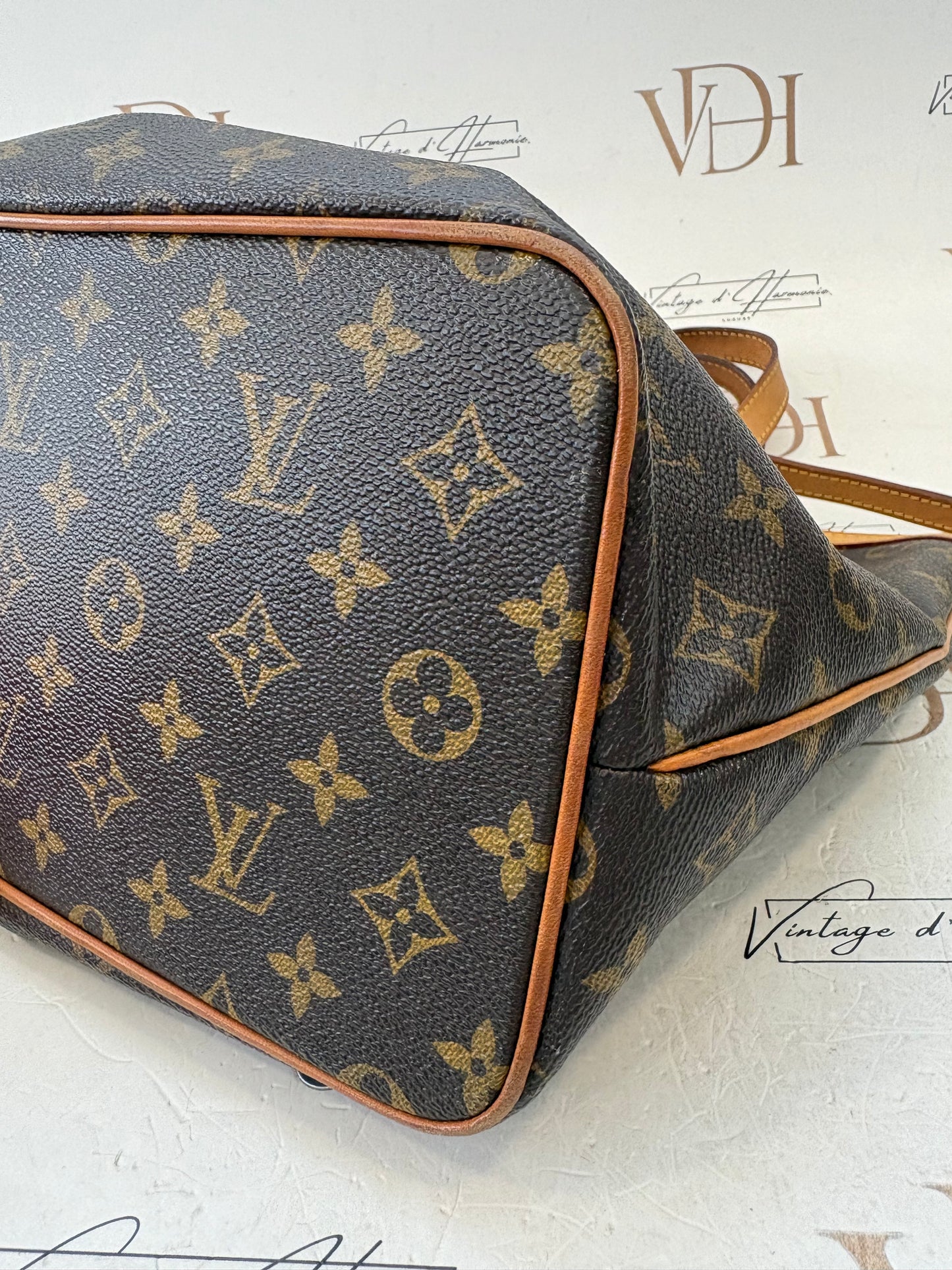 384205 - Louis Vuitton Palermo