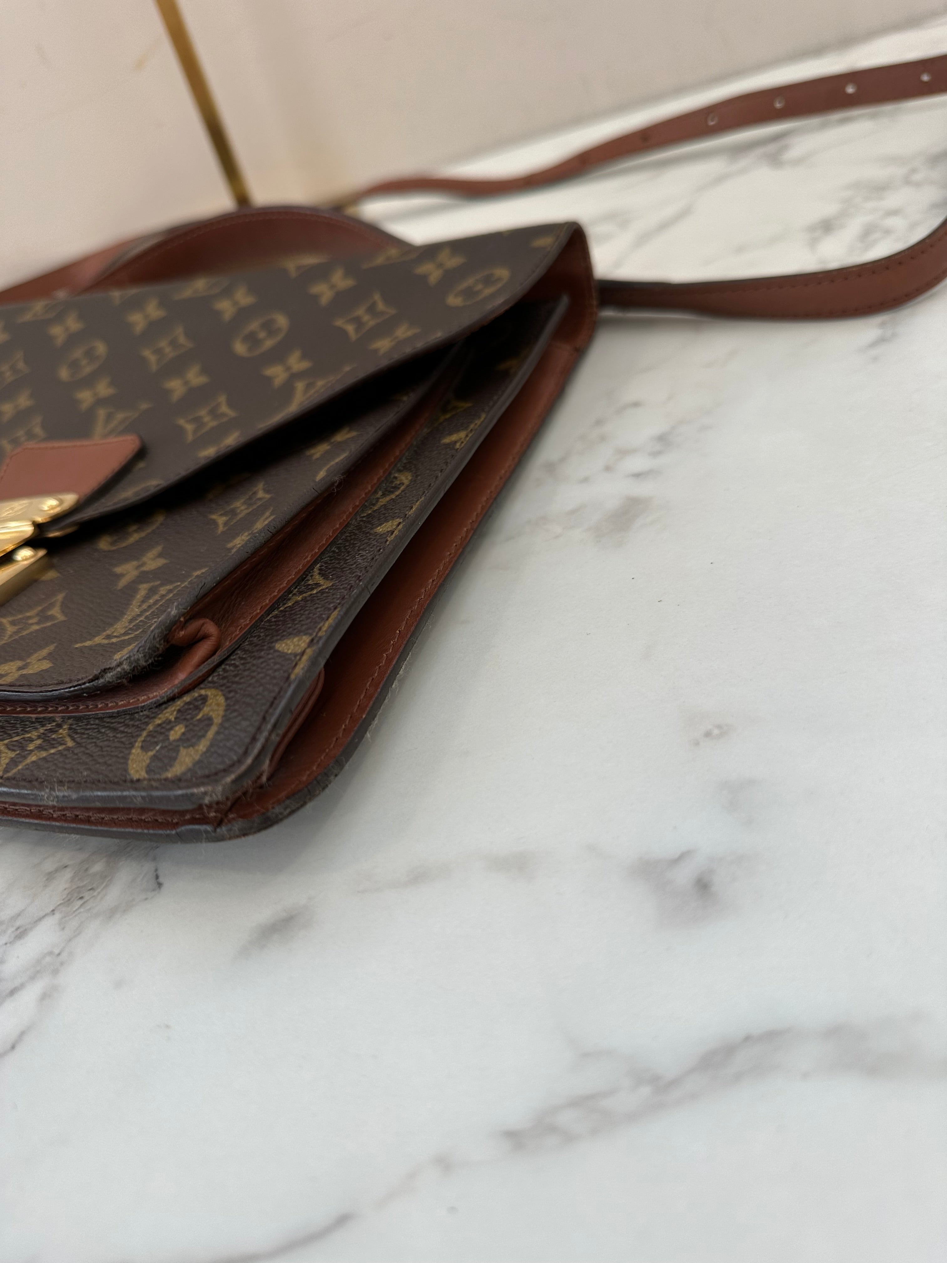Louis Vuitton Monceau 28
