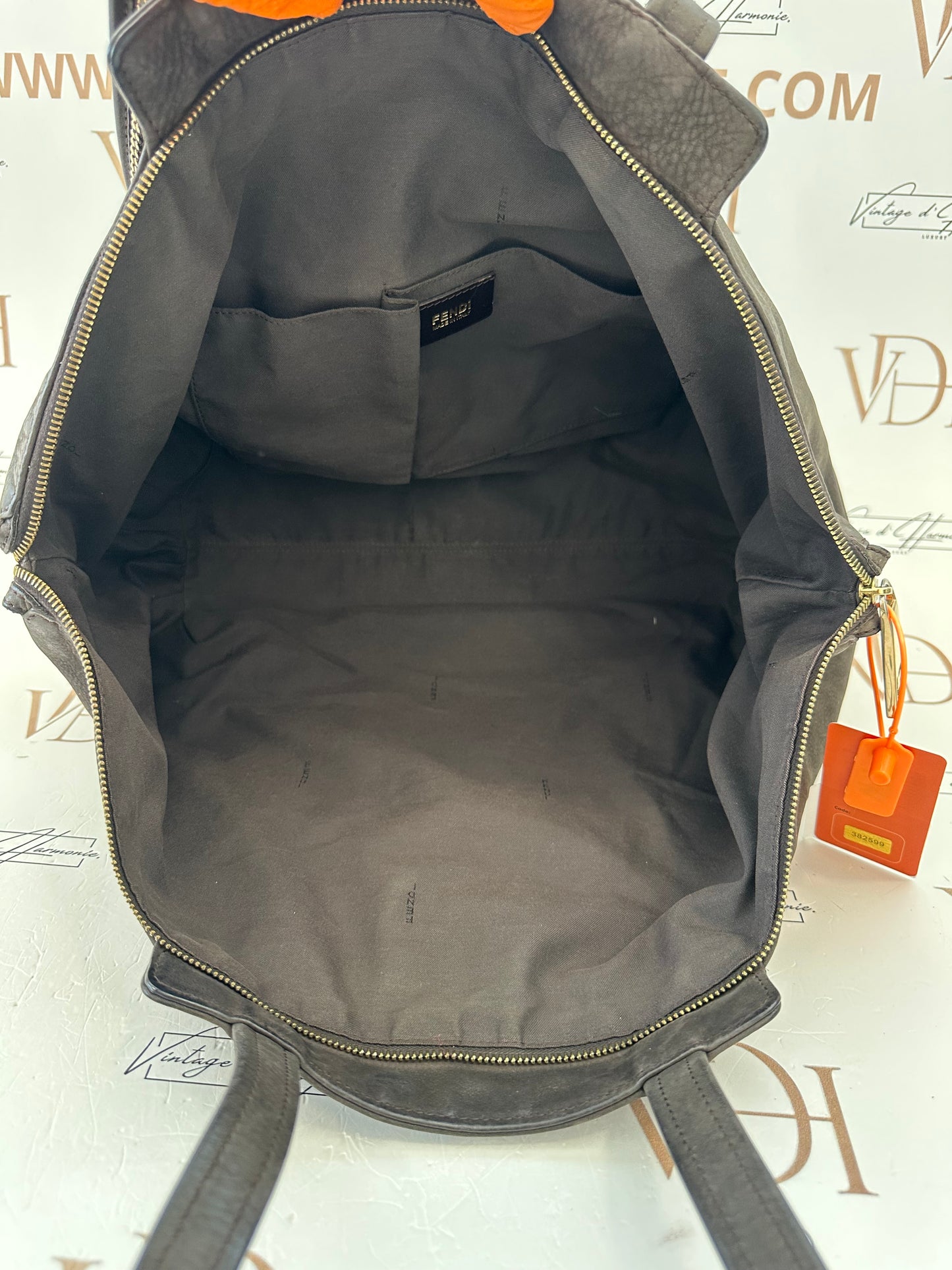 382599 - Fendi Tote