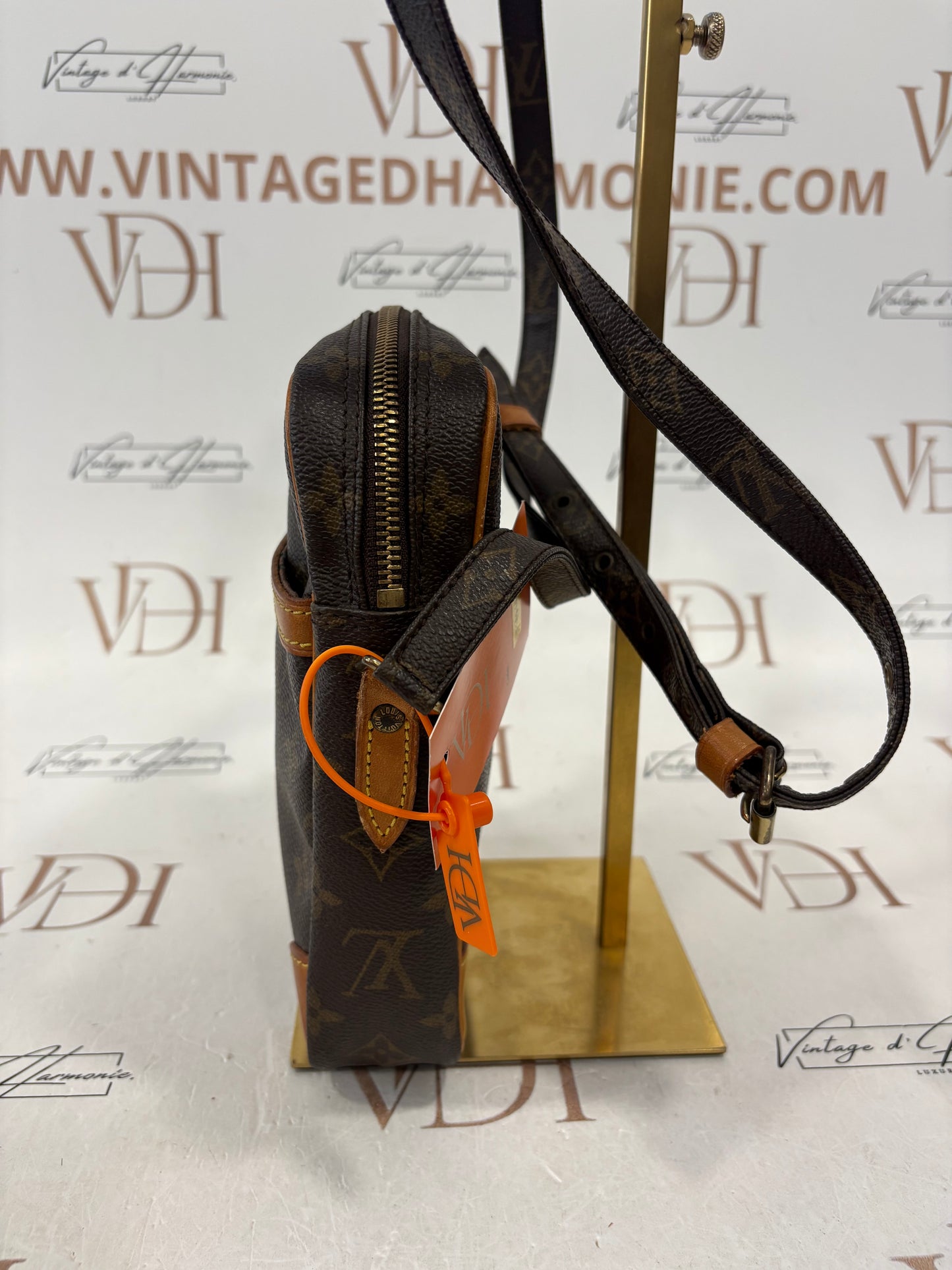 018919 - Louis Vuitton Danube