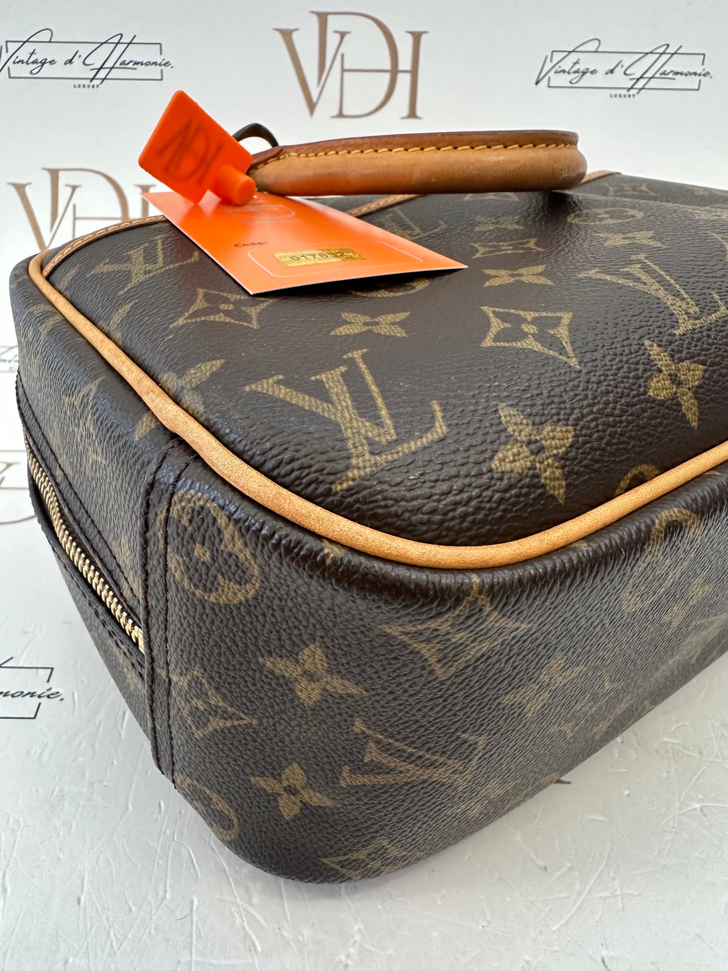 017832 - Louis Vuitton Trouville