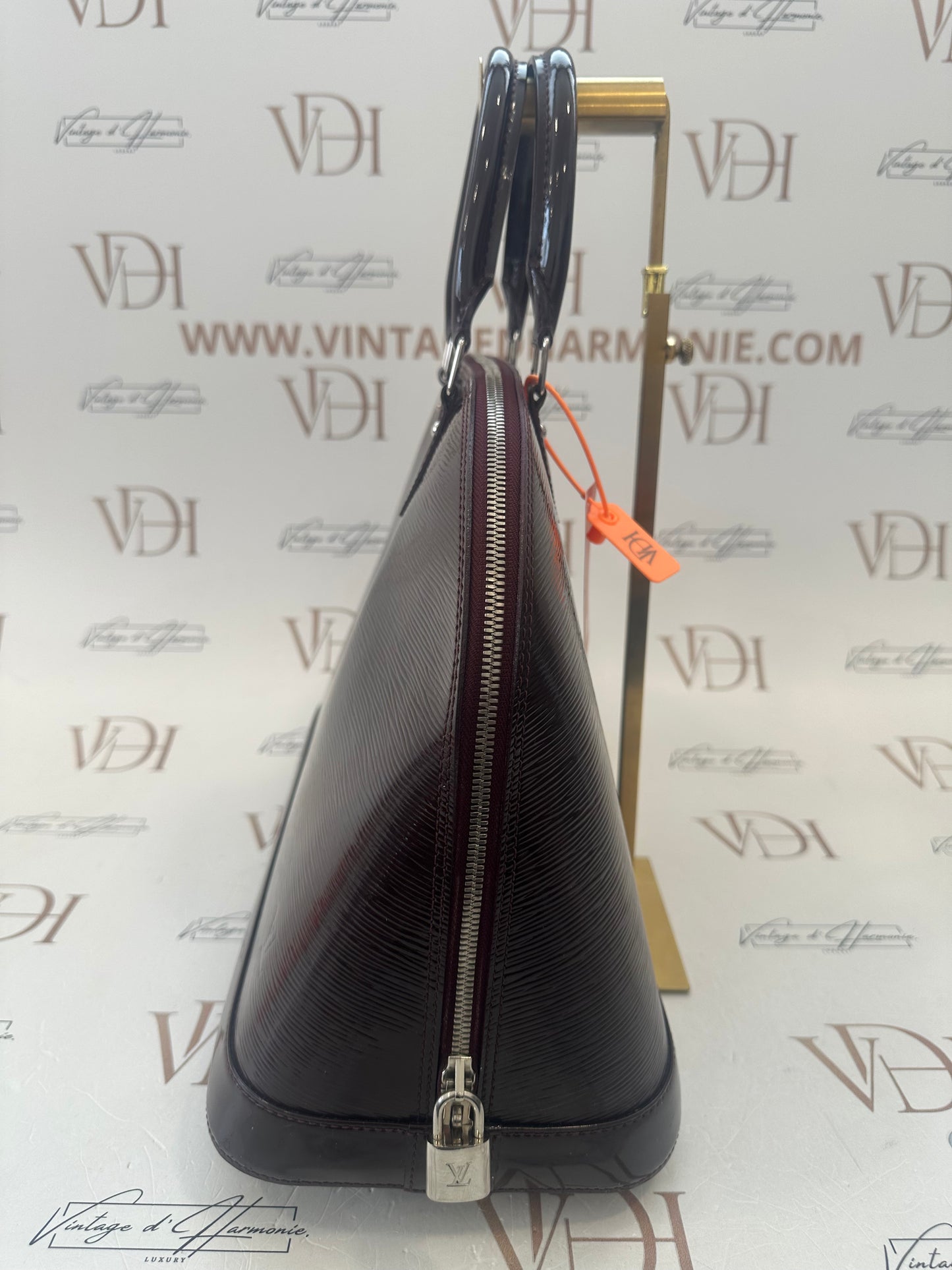 382864 - Louis Vuitton Alma GM