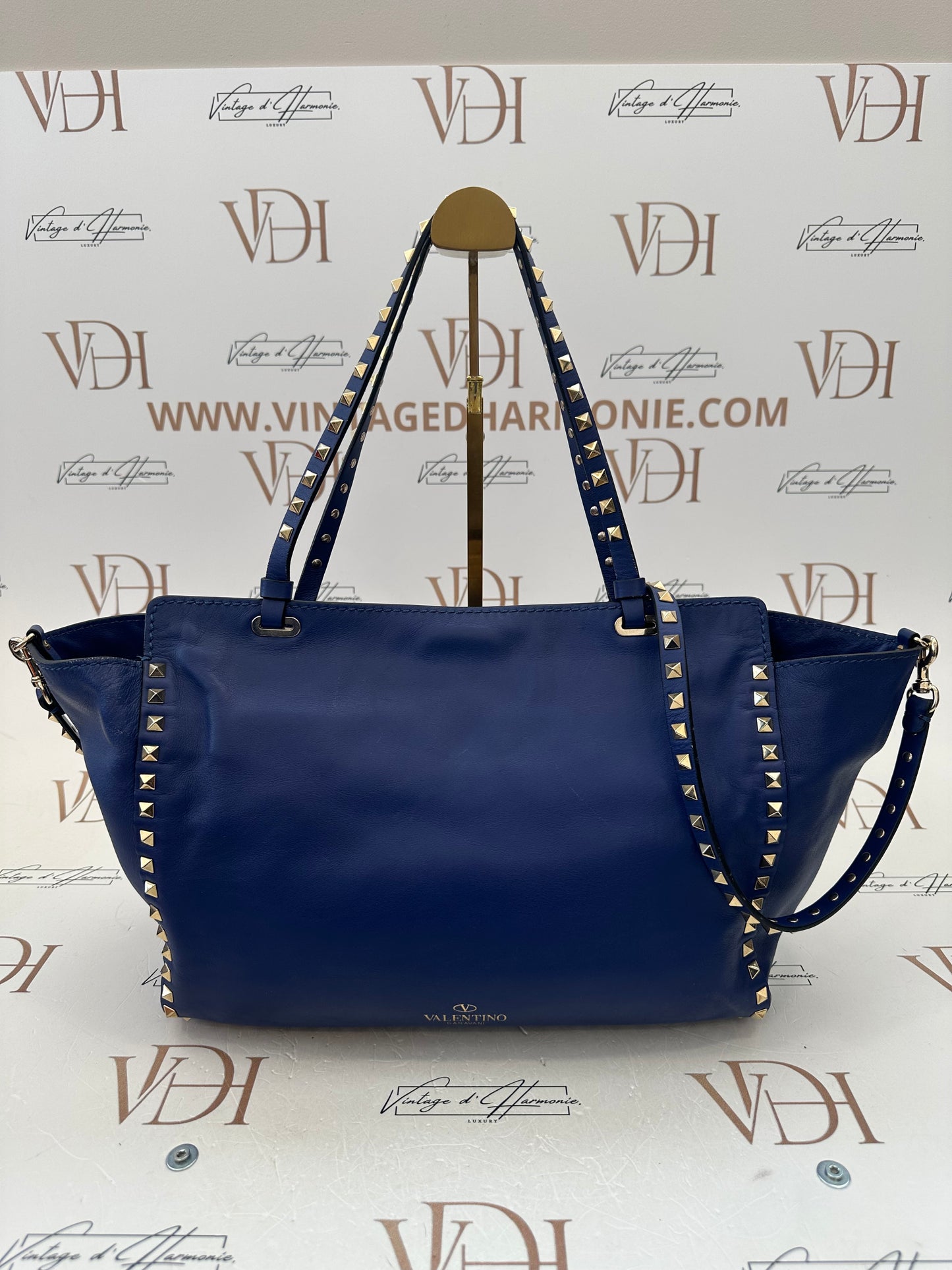 382356 - Valentino Rockstud