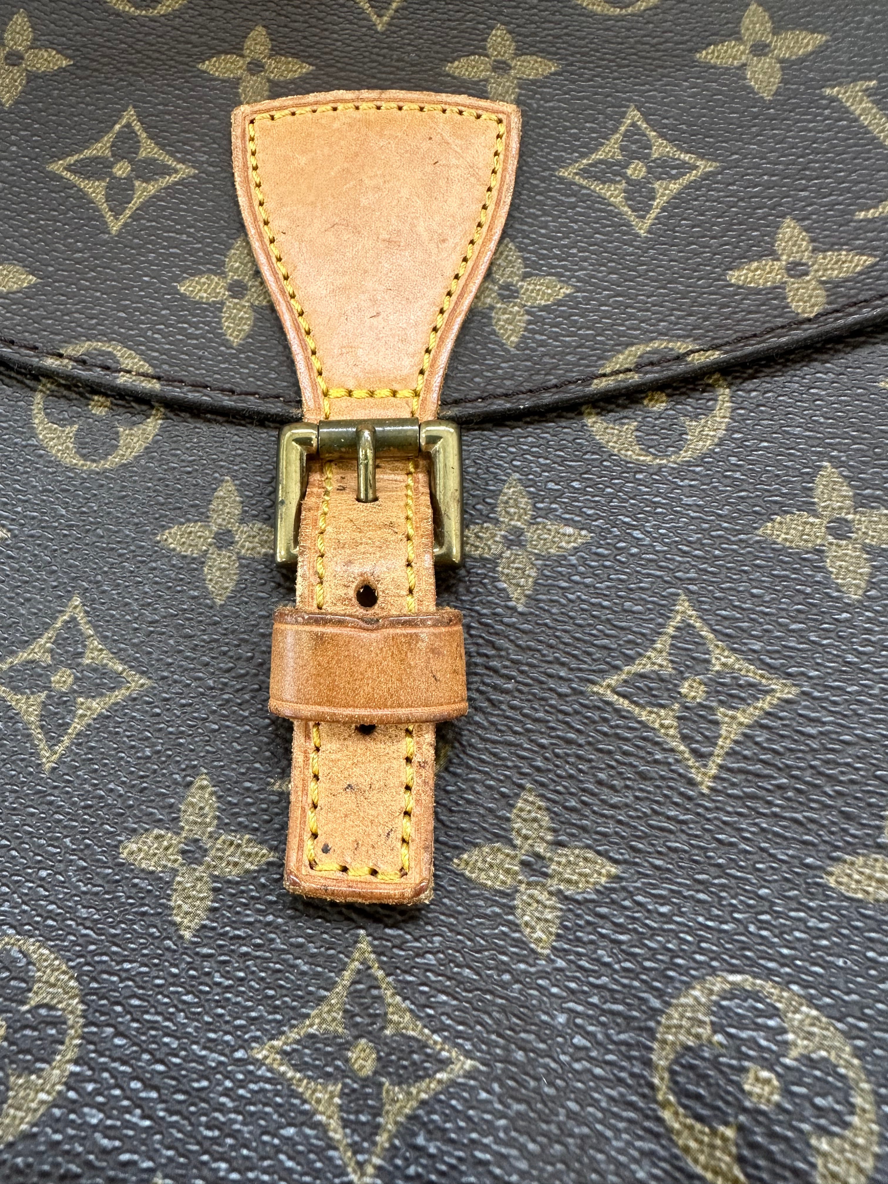 Louis Vuitton Jeune Fille MM