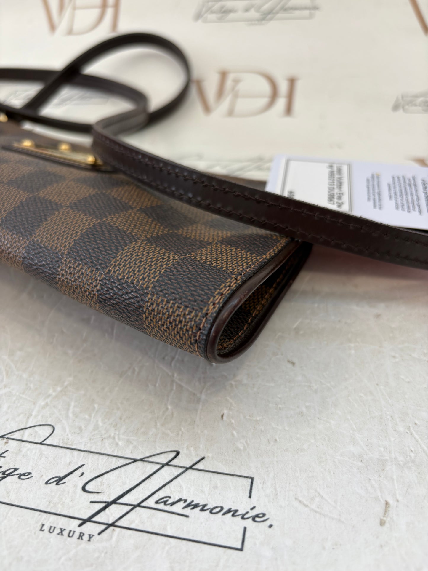 018422 - Louis Vuitton Eva