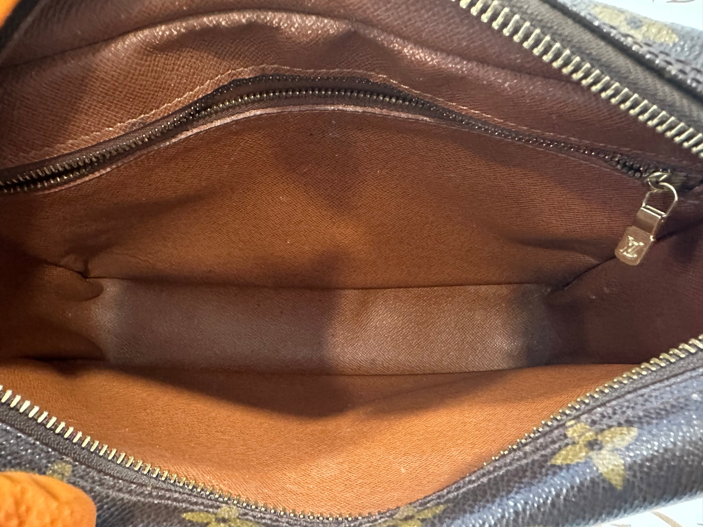 017792 - Louis Vuitton Trocadero 27