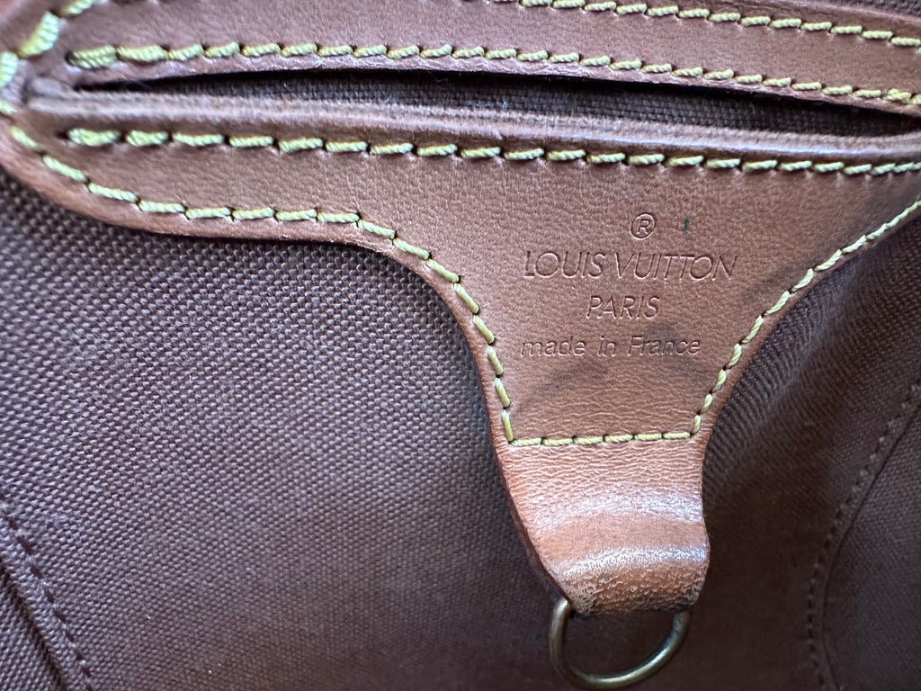Louis Vuitton Ellipse PM