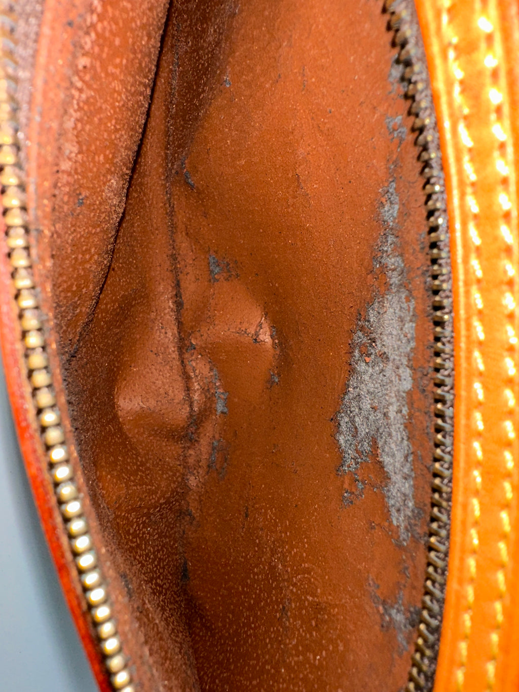 Louis Vuitton Dragonne GM