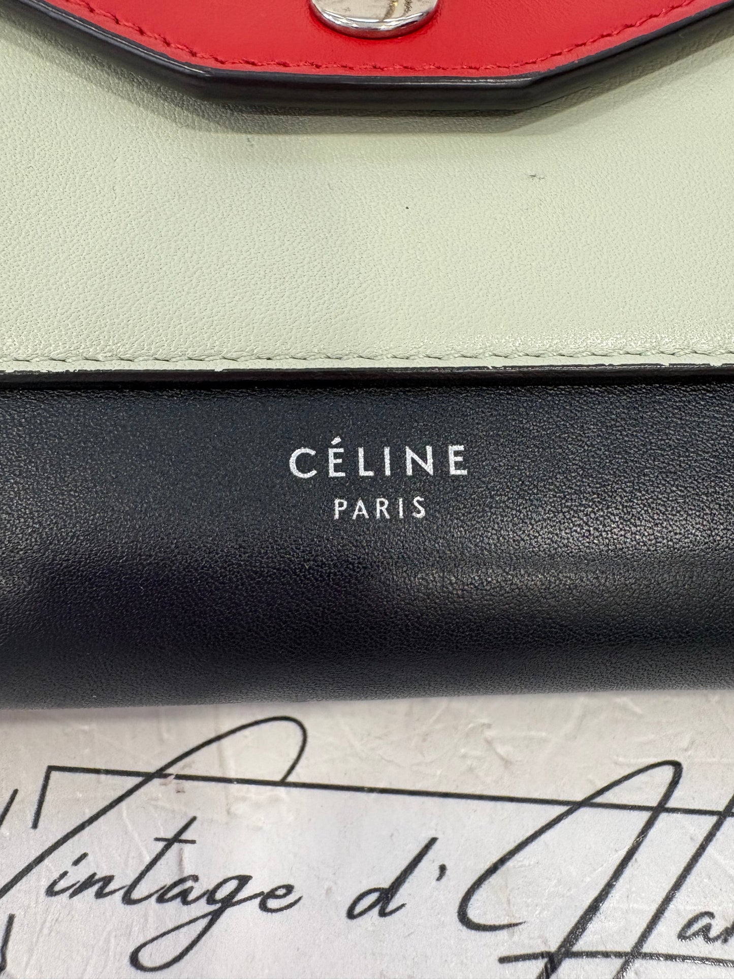 382915 - Céline Pochette