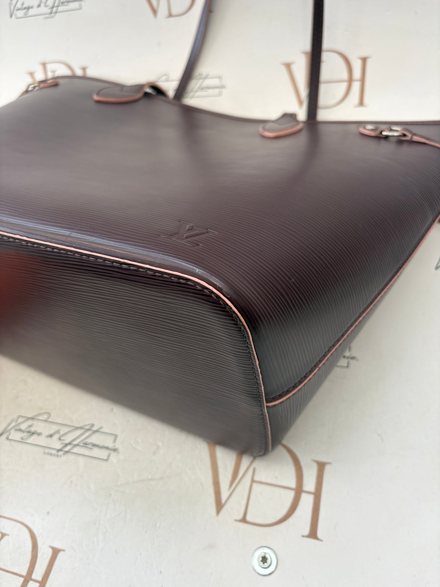 018040 - Louis Vuitton Epi Neverfull MM