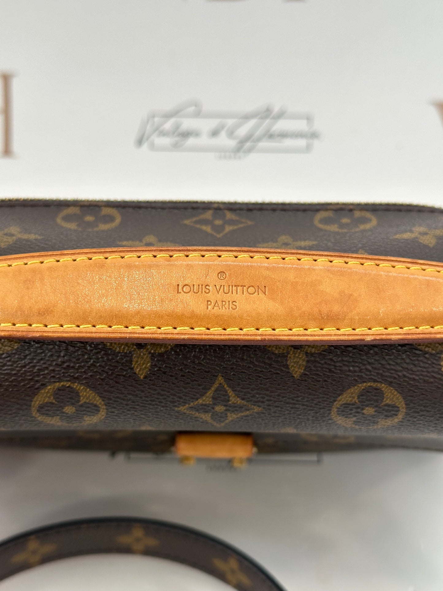 200821 - Louis Vuitton Metis