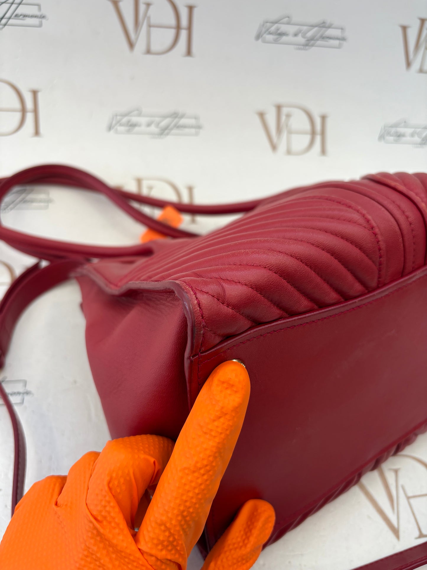 384120 - Miu Miu Red