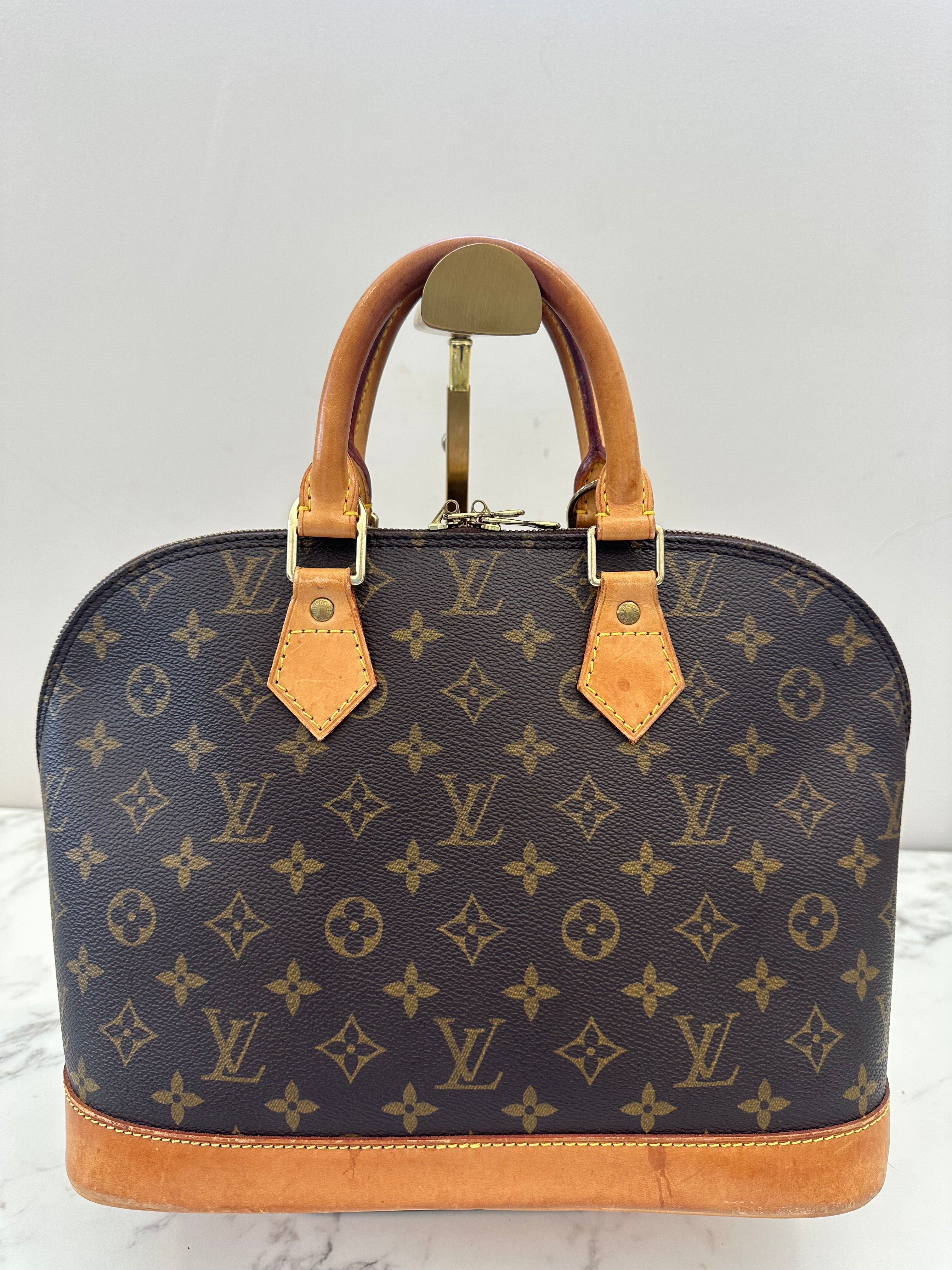 Louis Vuitton Alma