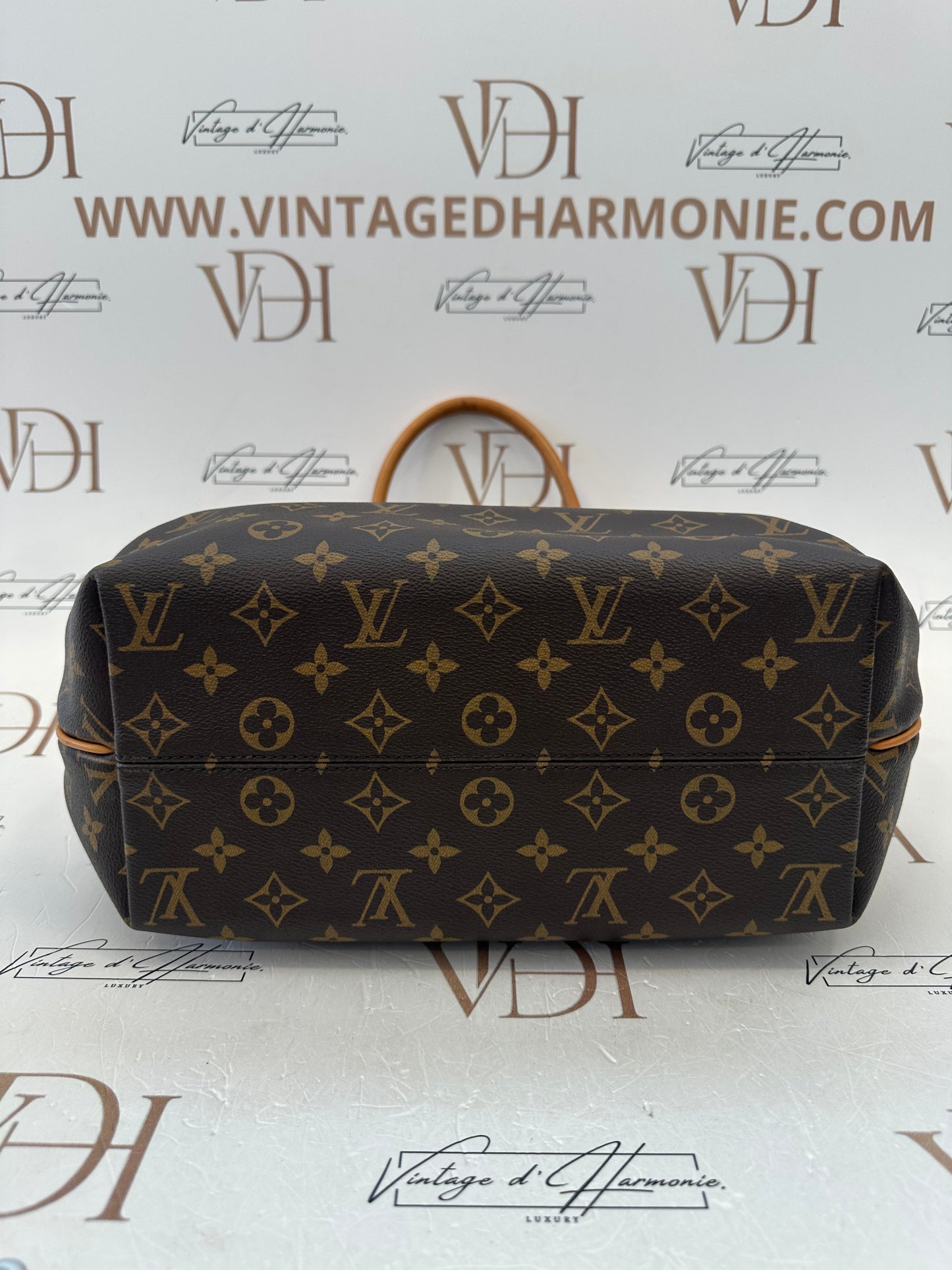 017859 - Louis Vuitton Turenne MM